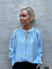 LEAH STRING SHIRT - Kashmirblå