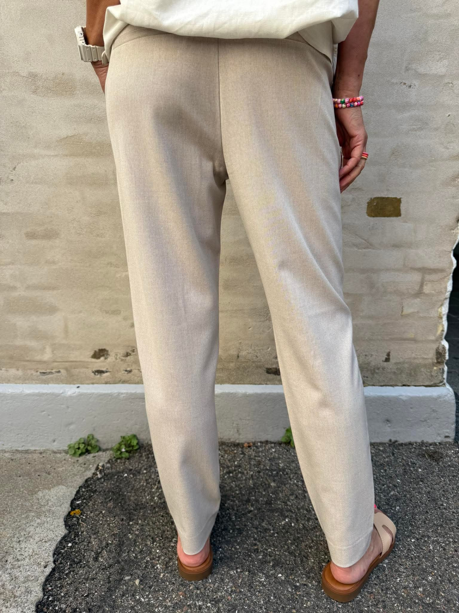 Lisa Slim Pant - Hummus Melange