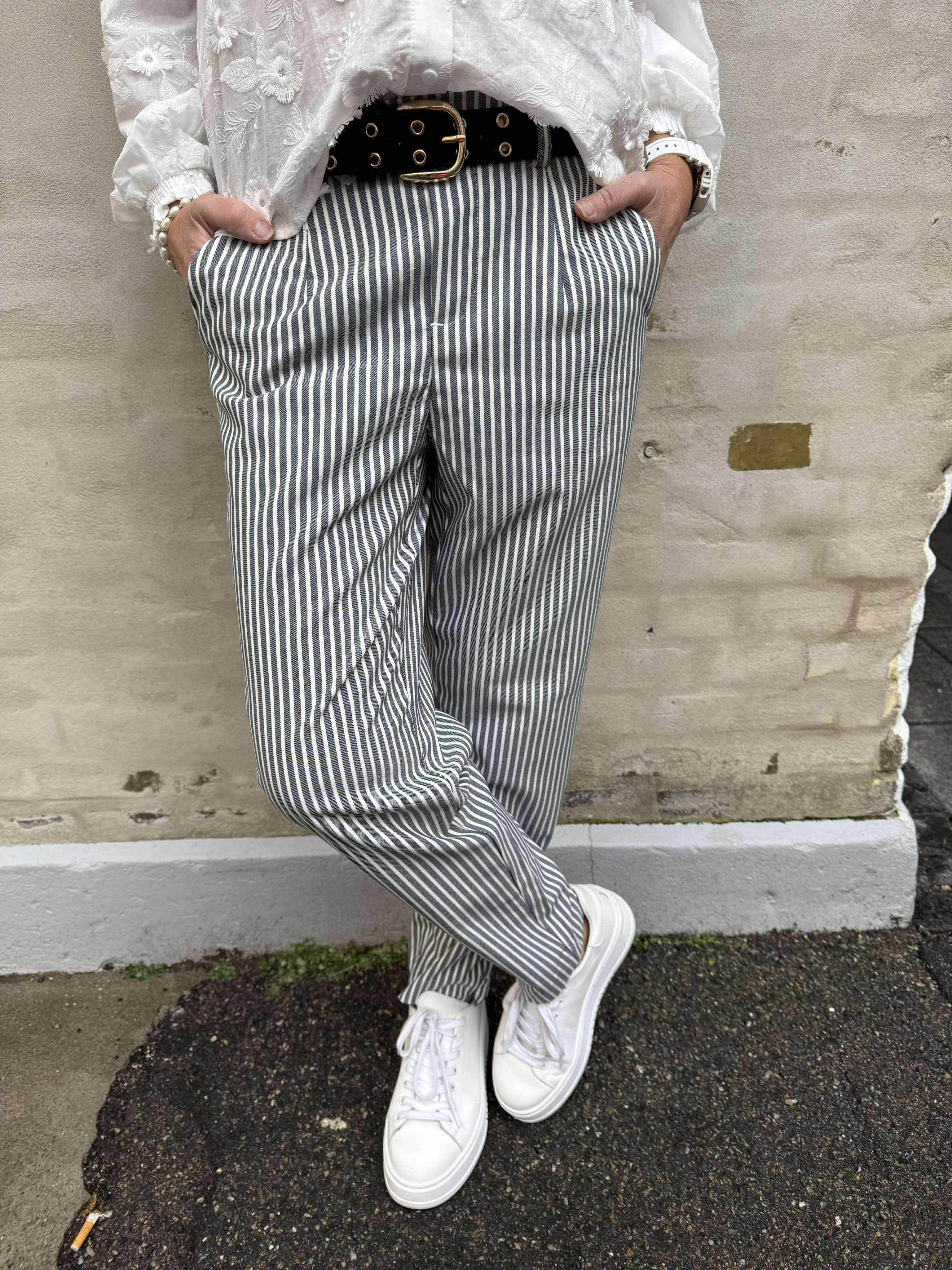 Lisa Slim Pant - Cloud Dancer/Sky kapten