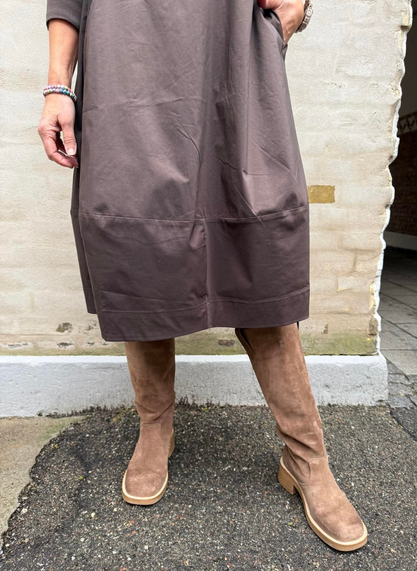 Antoinette 3/4-ärm klänning - Demitasse