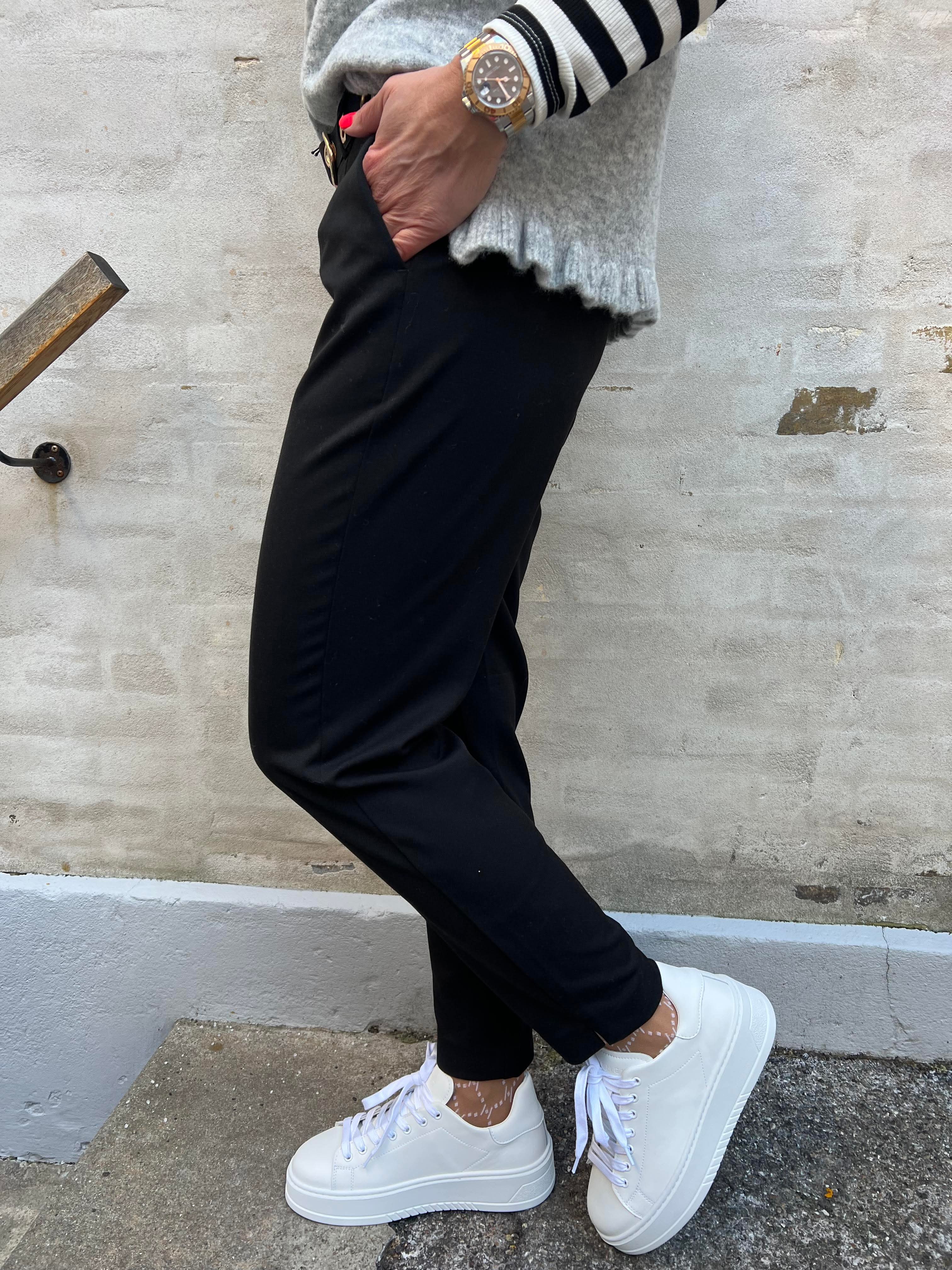 Lisa Slim Pant - Svart