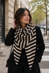 Big Knit Scarf w. Stripes - Black