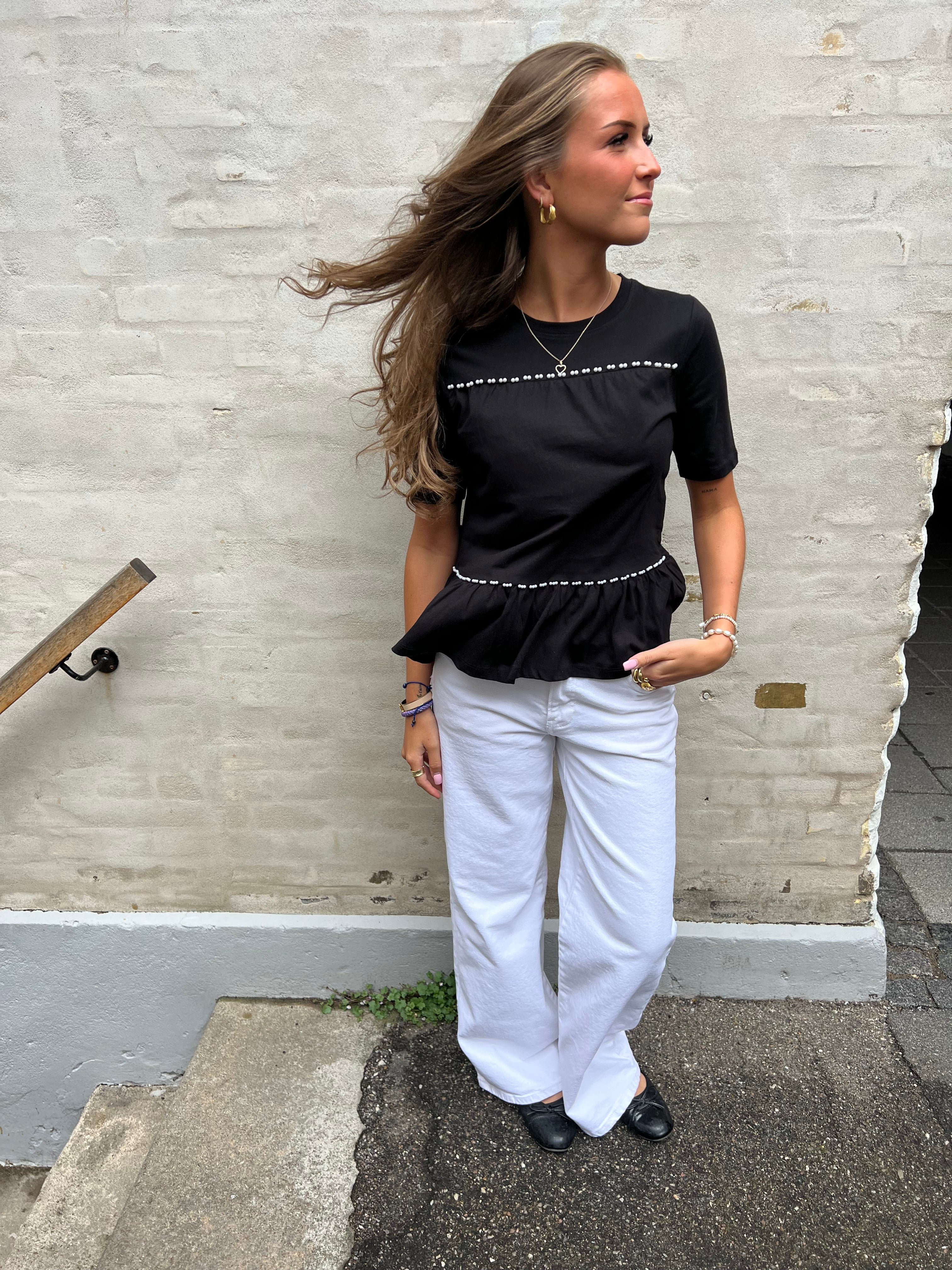 Poula Pearl Top - Svart/VIT PÄRL