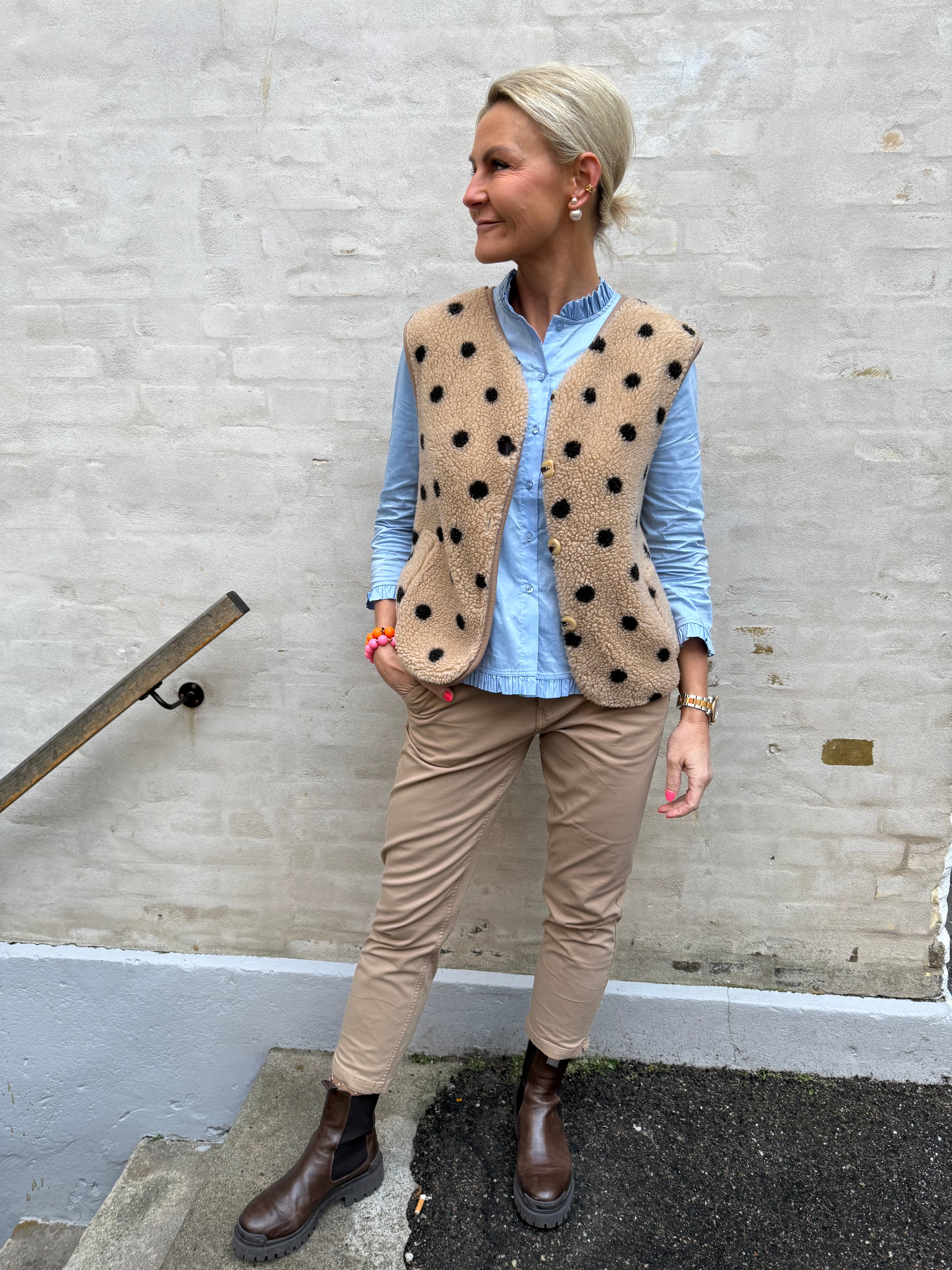 Brita cropped byxor - Dune