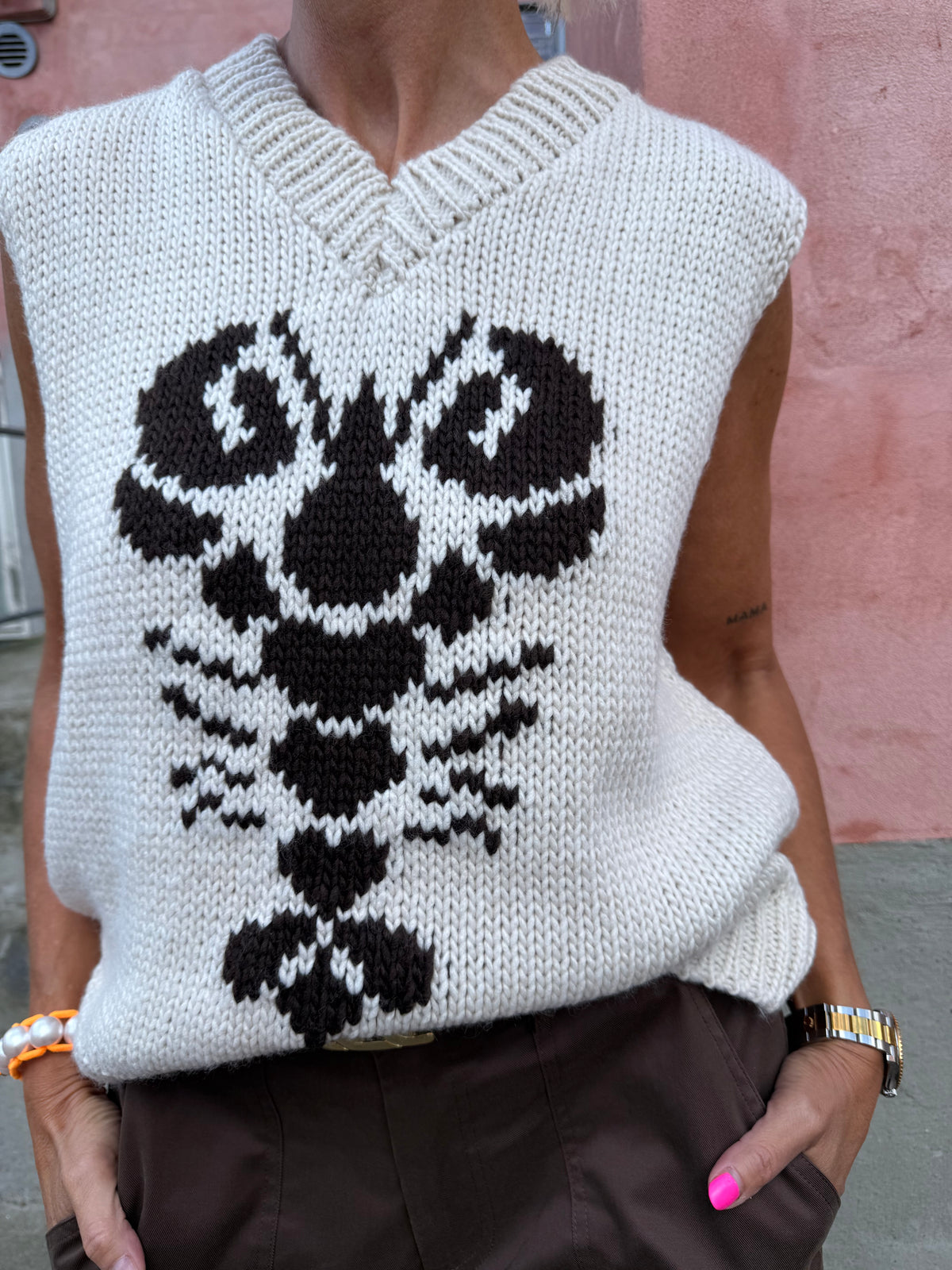 Lobster V-neck Knit Vest -  Off White/Morro