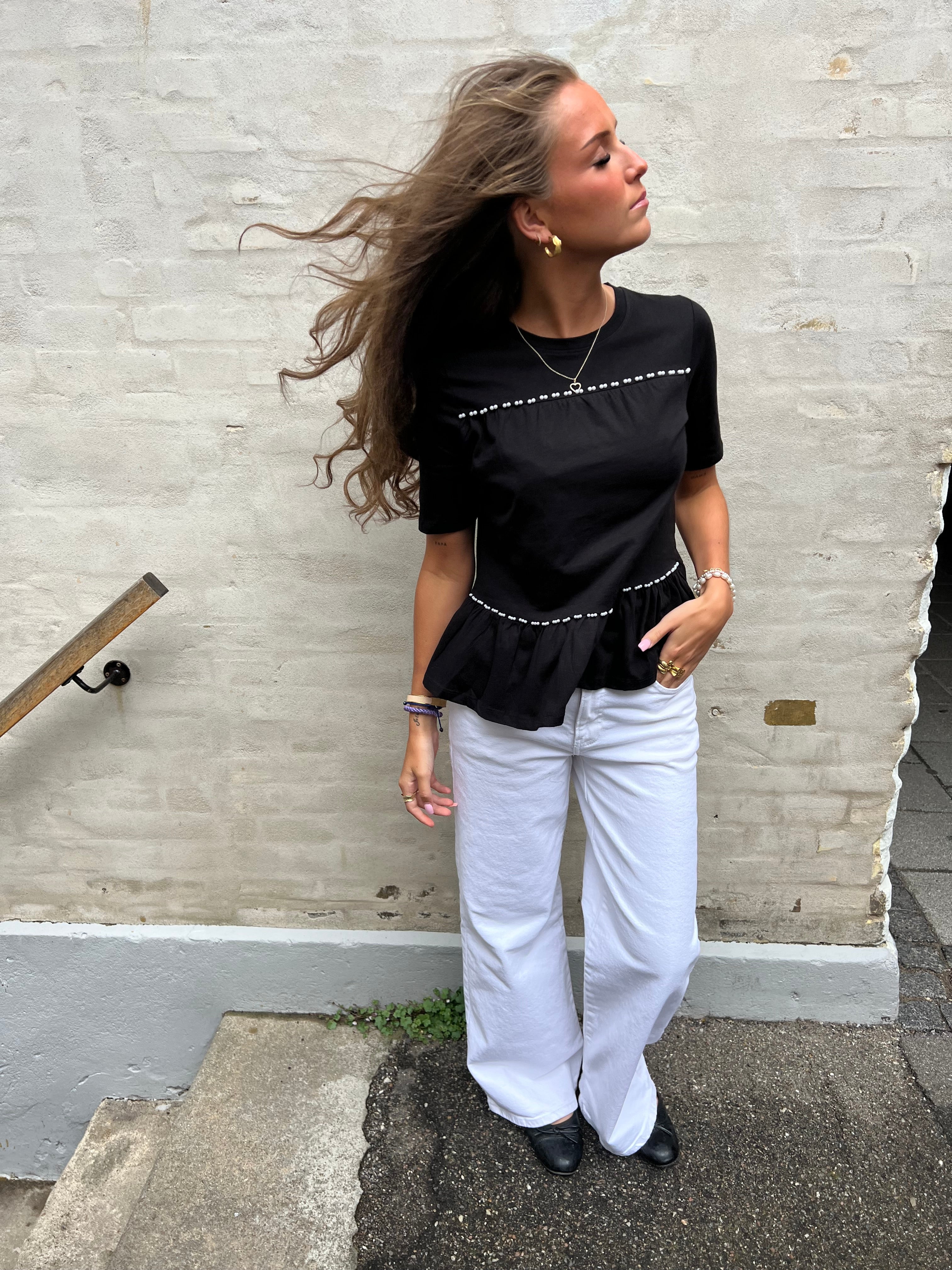 Poula Pearl Top - Svart/VIT PÄRL