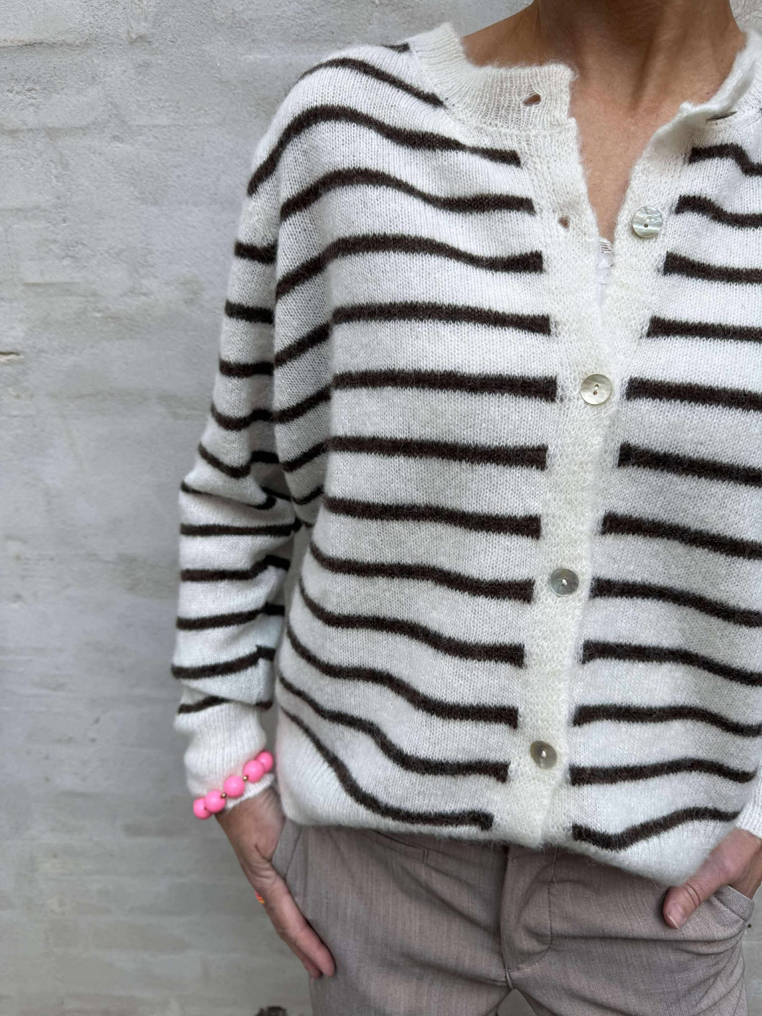 DELL randig stickad cardigan - off White