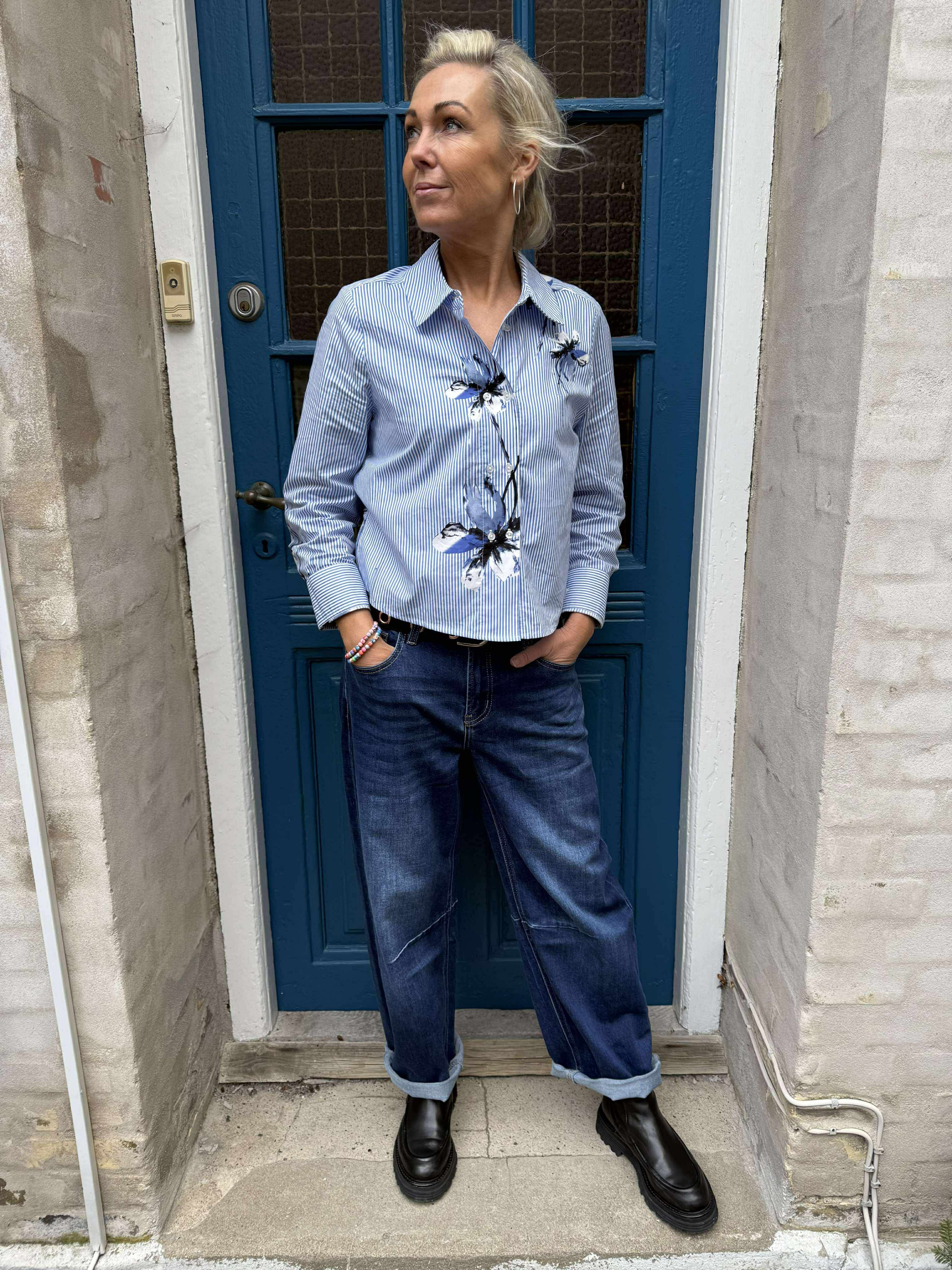 Brila Skjorta - Blå Blomsterrand