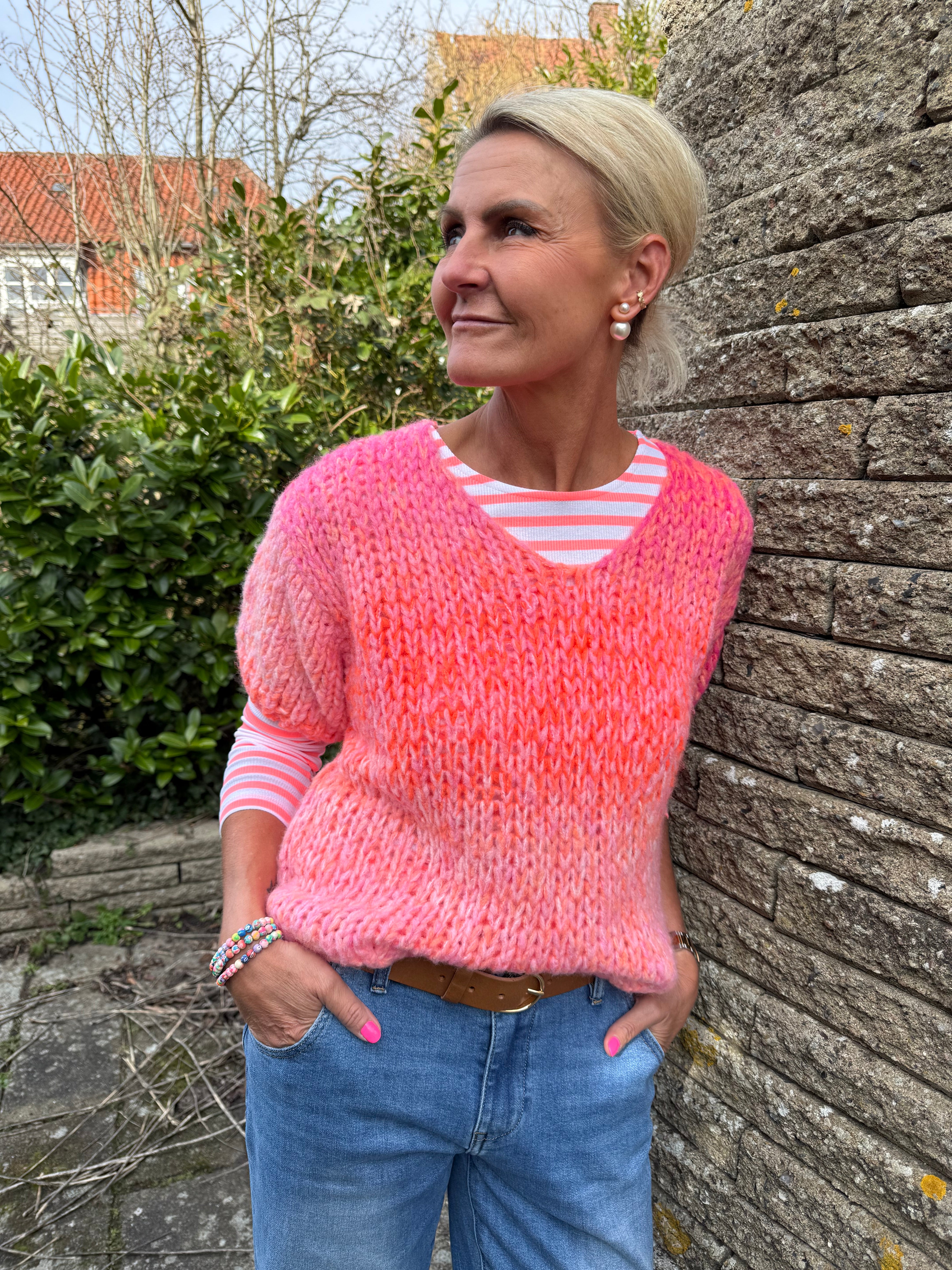 Grace Strik - Orange/Pink/Red