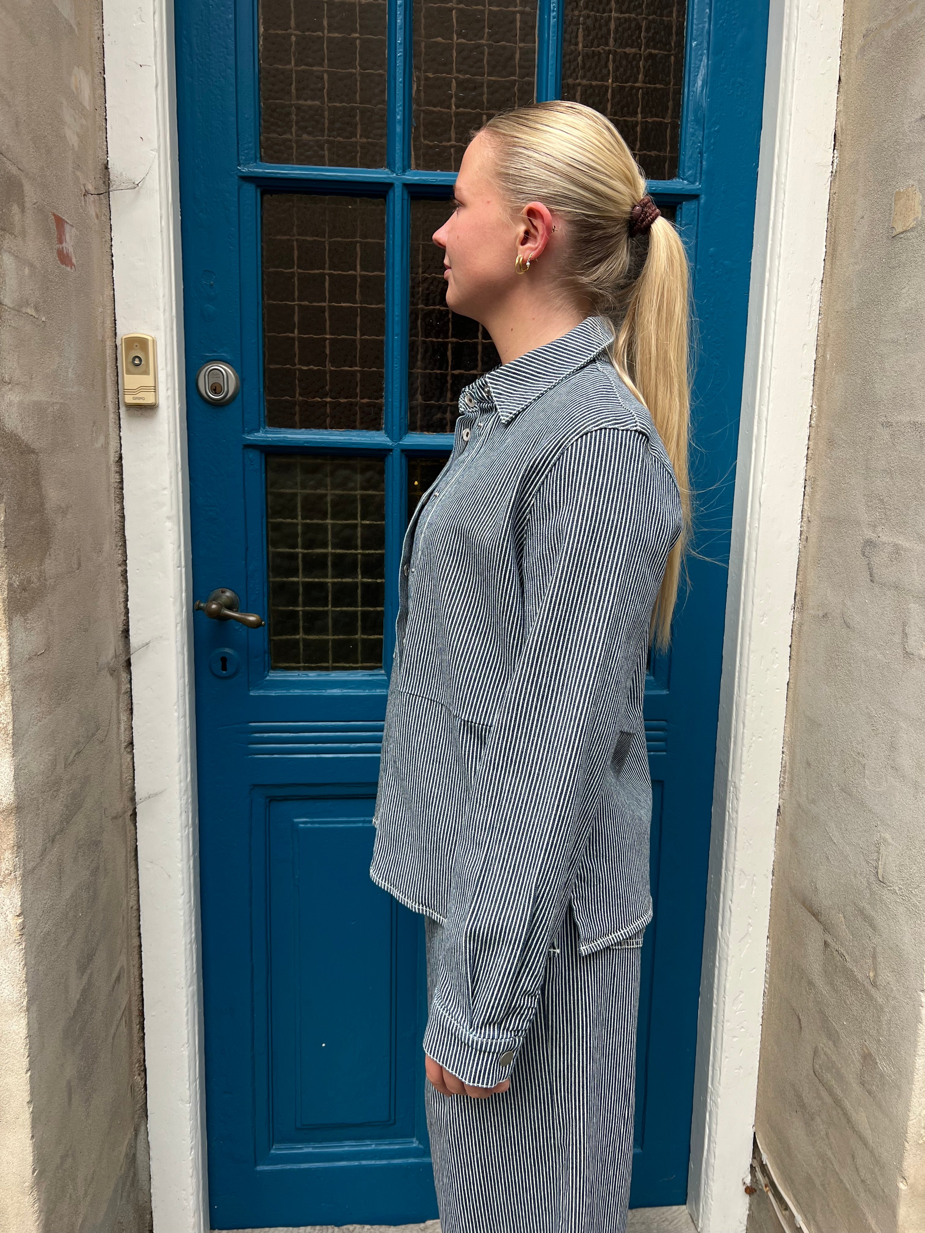 Nikita LS Shacket - Black Iris CLOUD DANCER