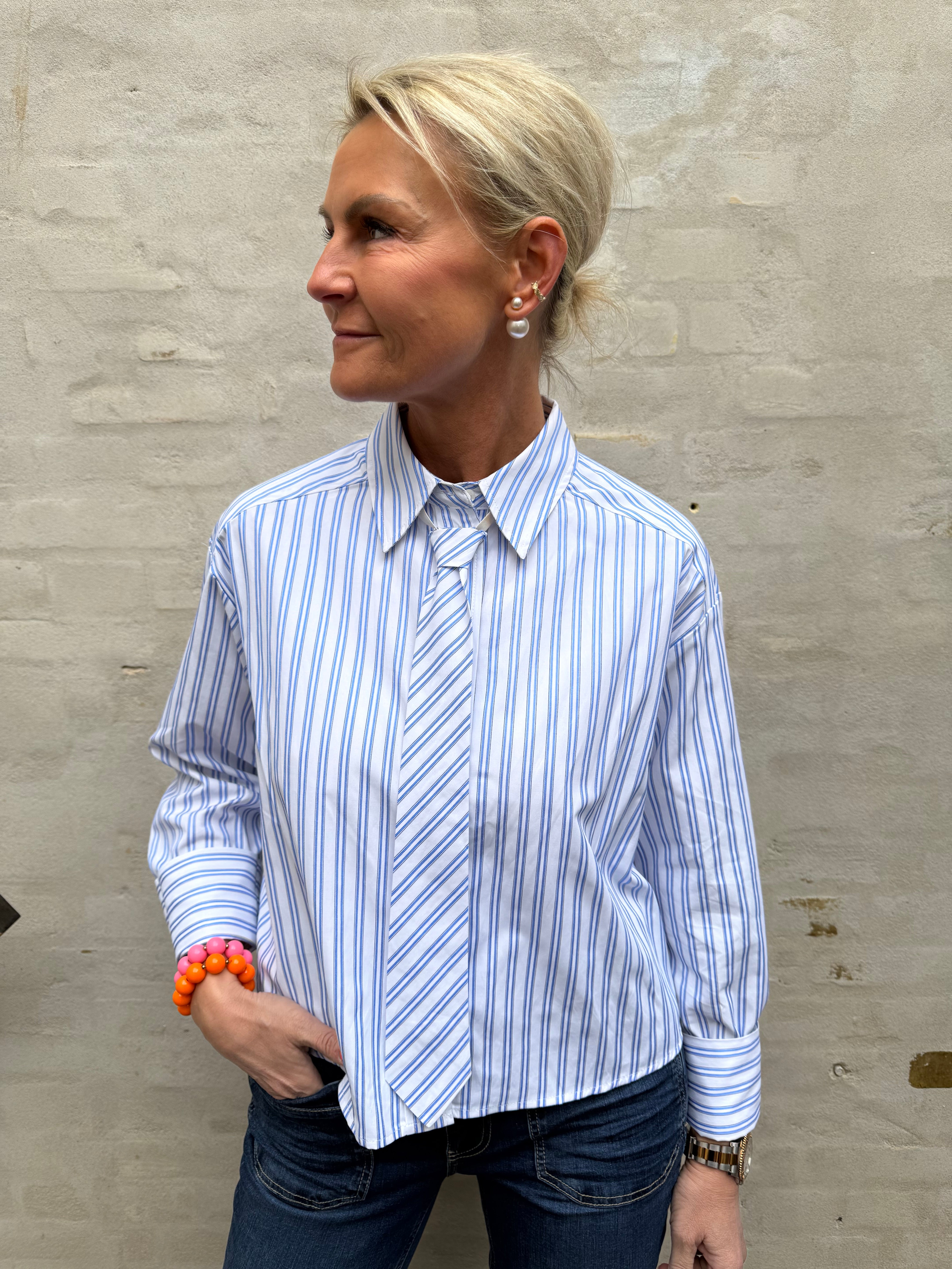 DevinCC Stripe Tie Shirt - Blå