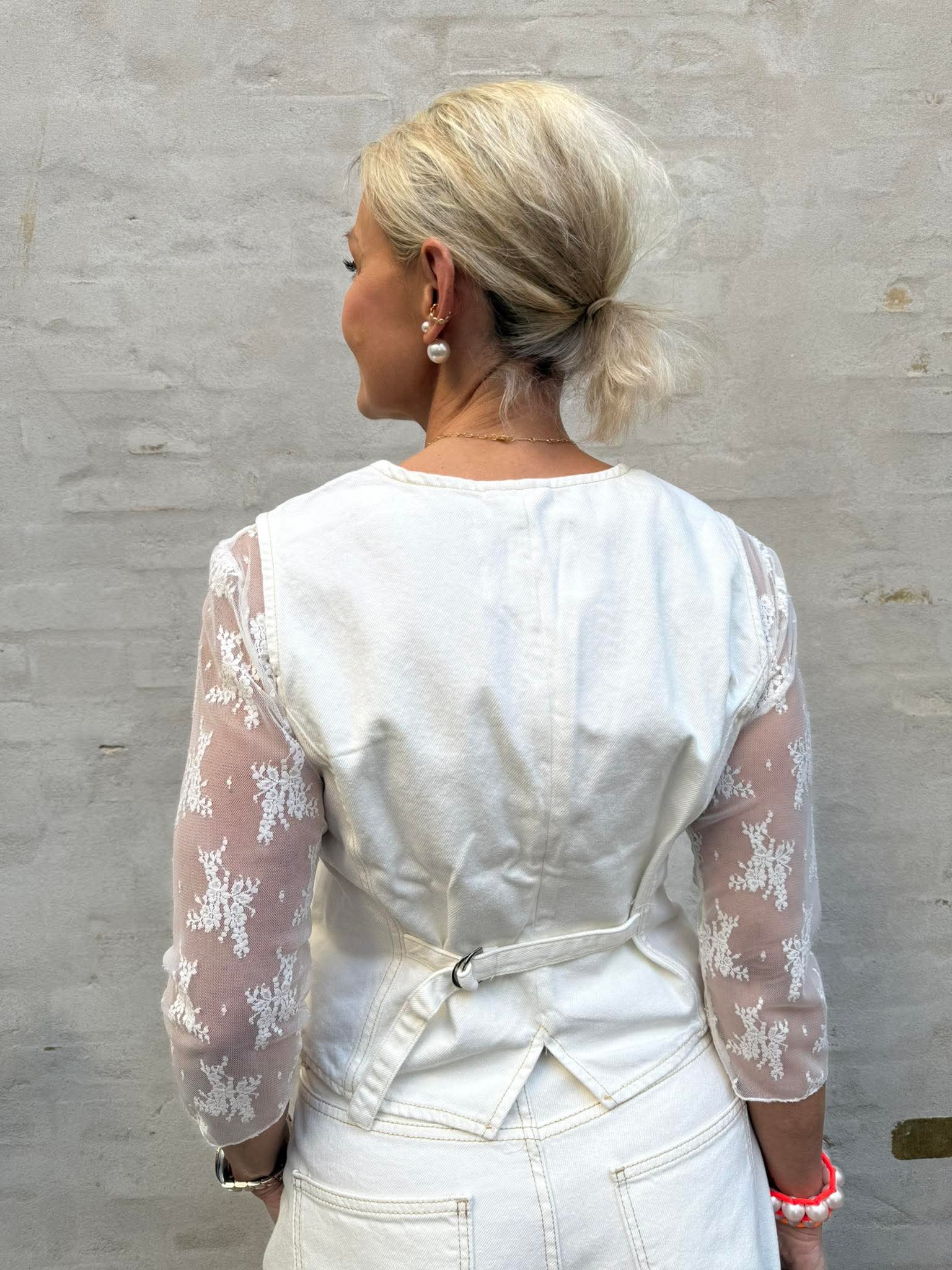 BernettaCC Väst - Bone