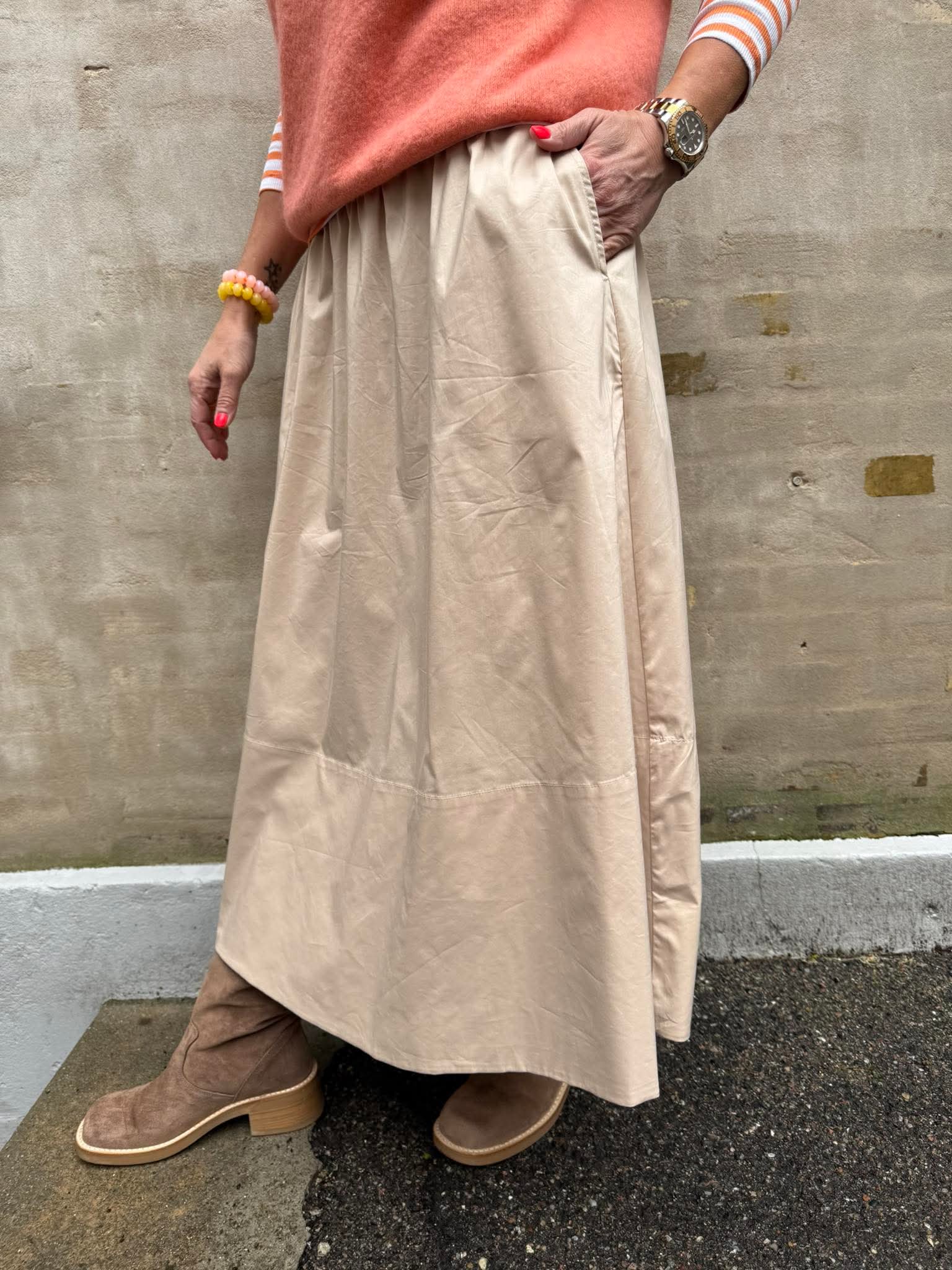 Yara Poplin kjol - Mörk sand