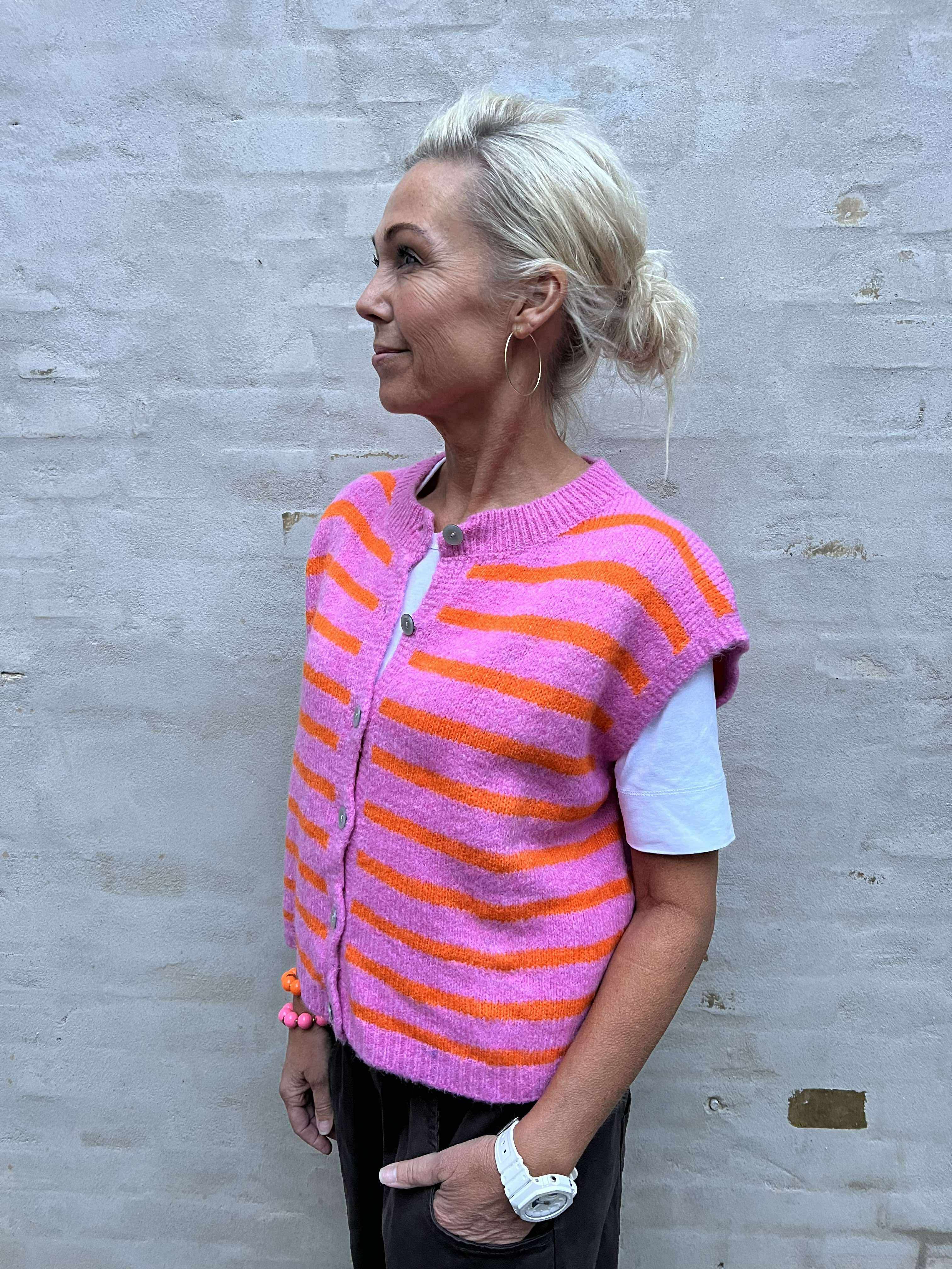 Vigga Sticka - Väst rosa