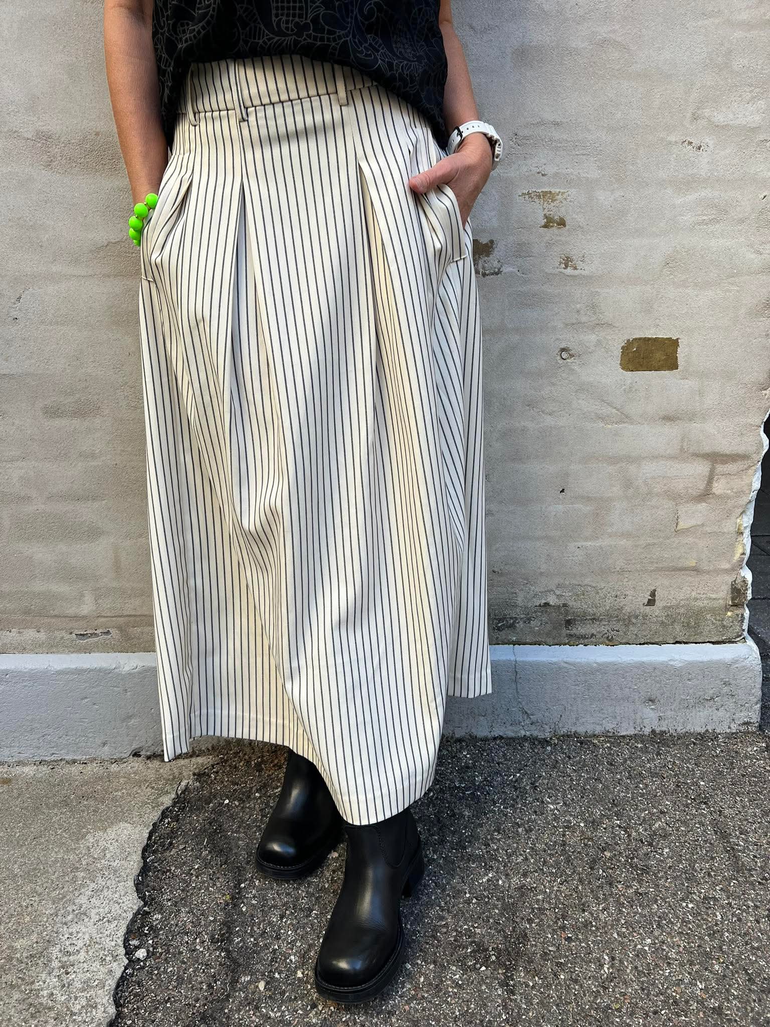 SalvieCC Anya plissékjol - Vit