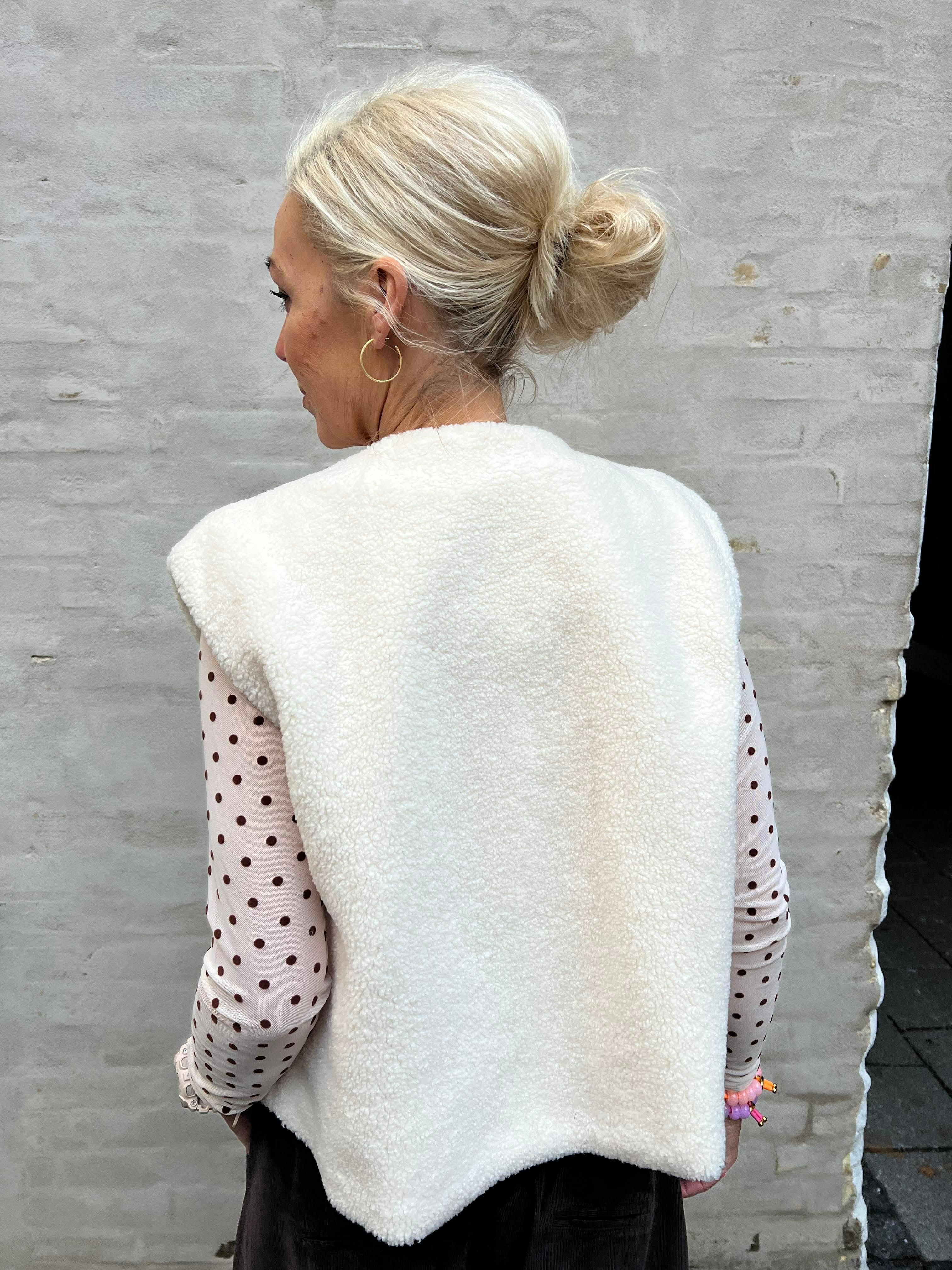 Anjanna Teddyväst - Elfenben