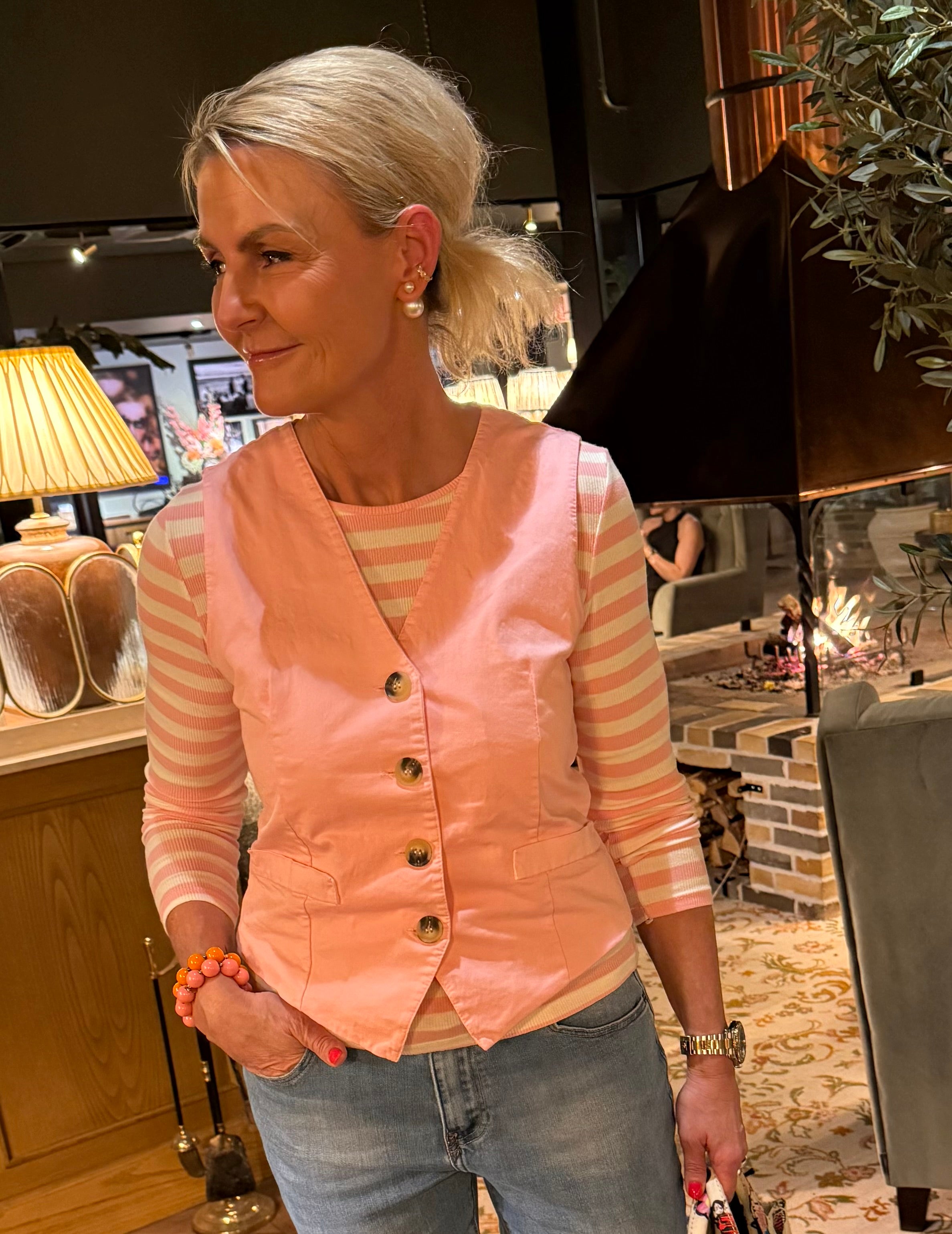 Nicoletta Väst - Rosa