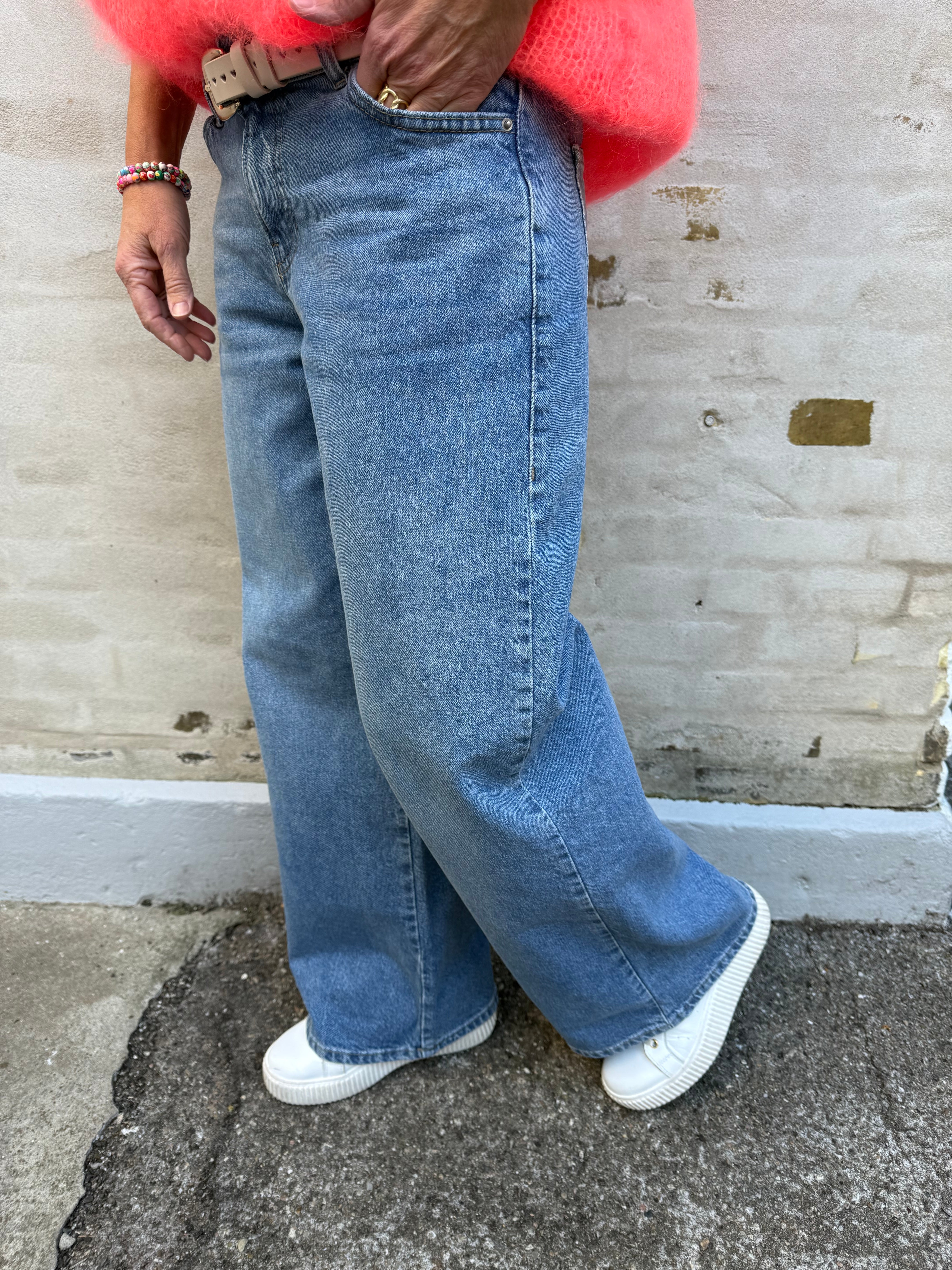 Selma vida jeans med låg midja - Medium Blue Denim