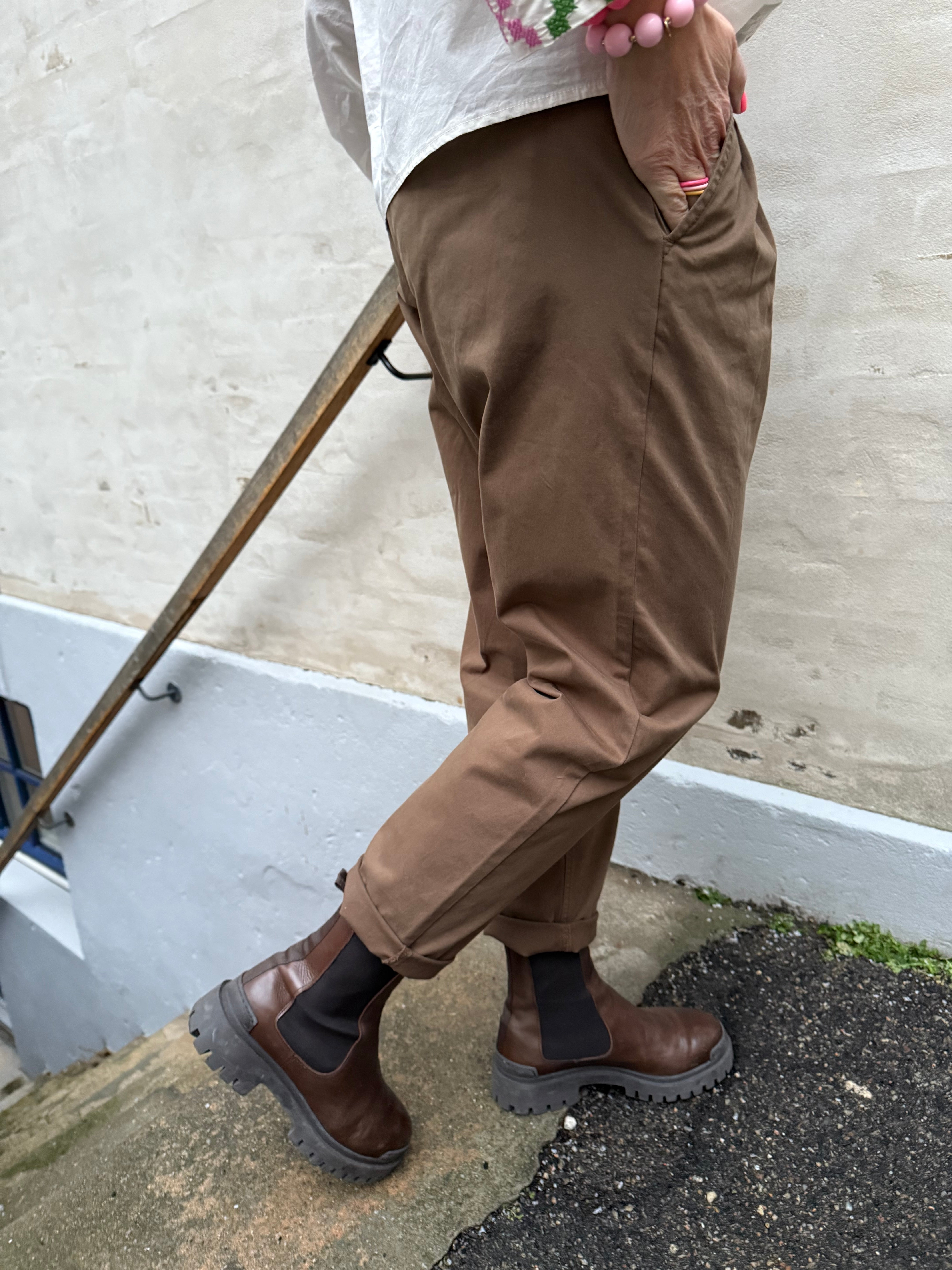 Wini Brita Pants - Cub