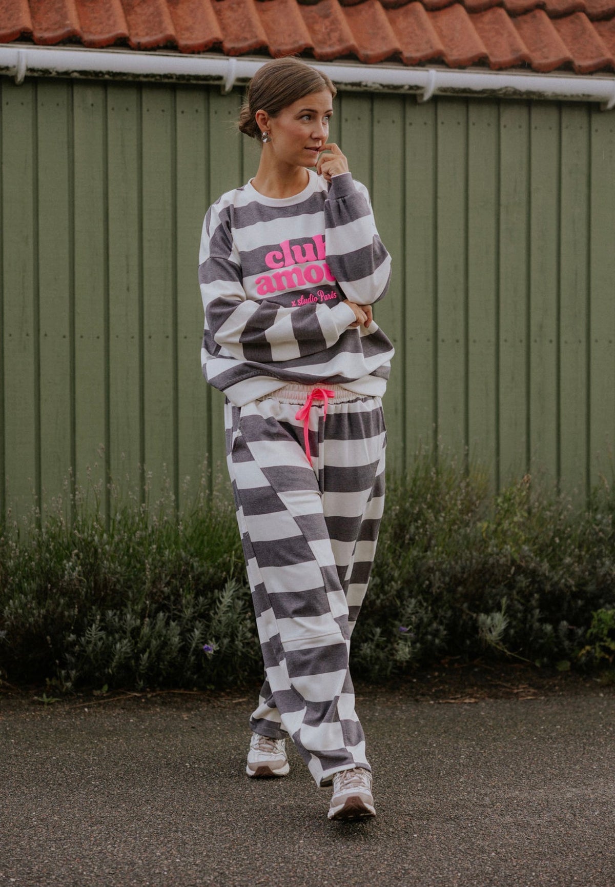 Club Sweat - Brun/Rosa/Neon