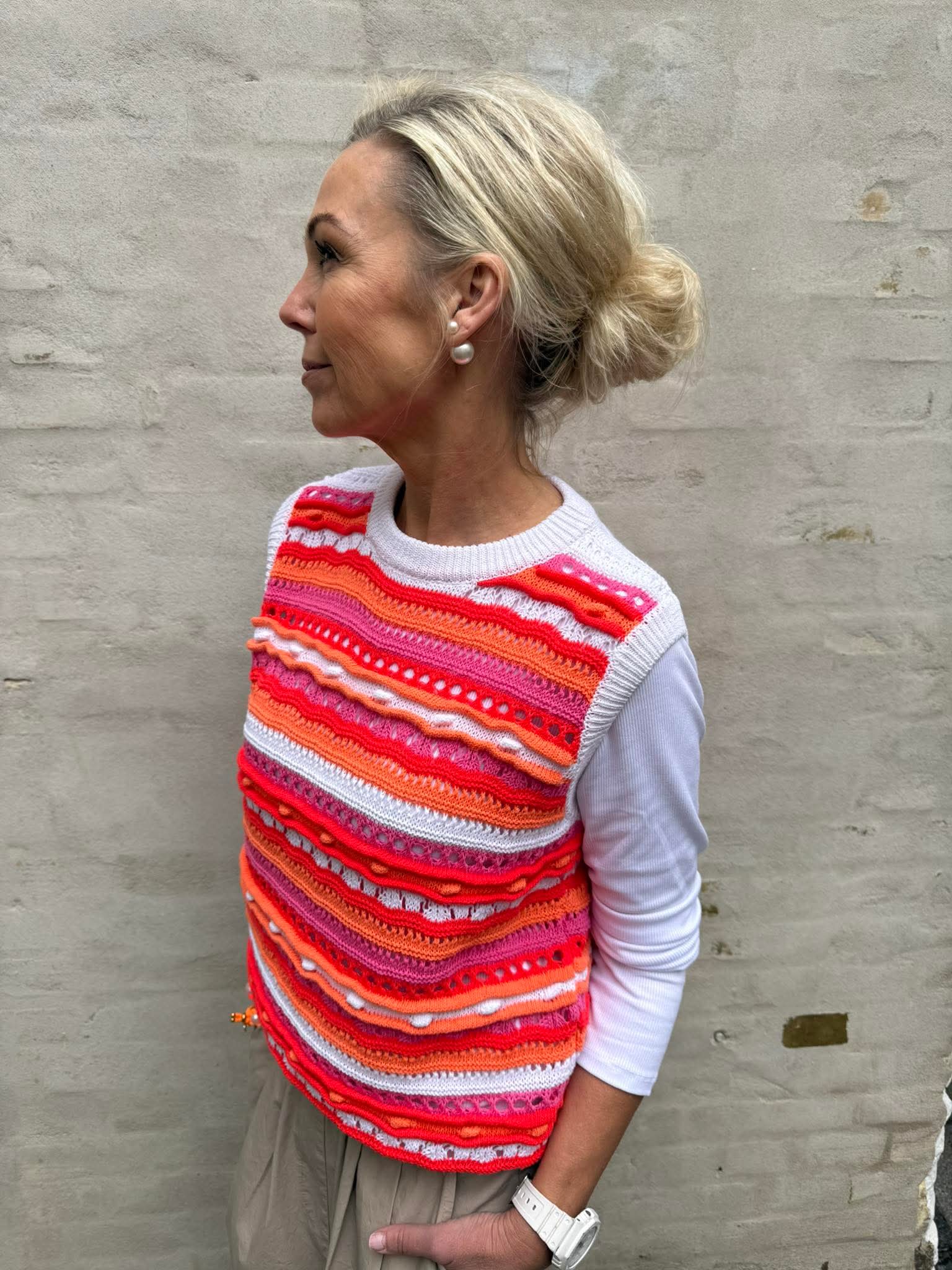 Milla Vest - Orange/Pink/White
