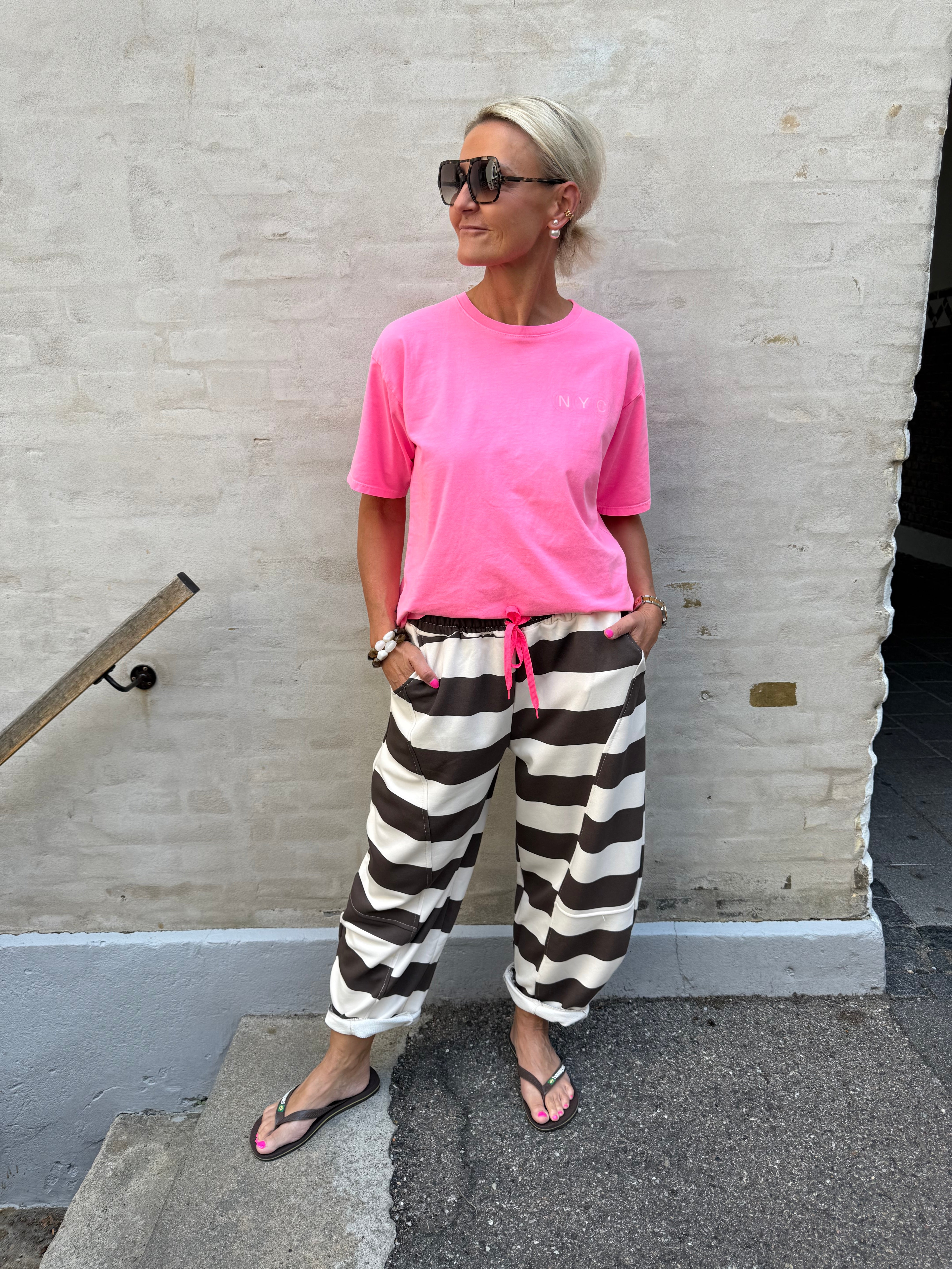 NYC T-shirt – rosa neon