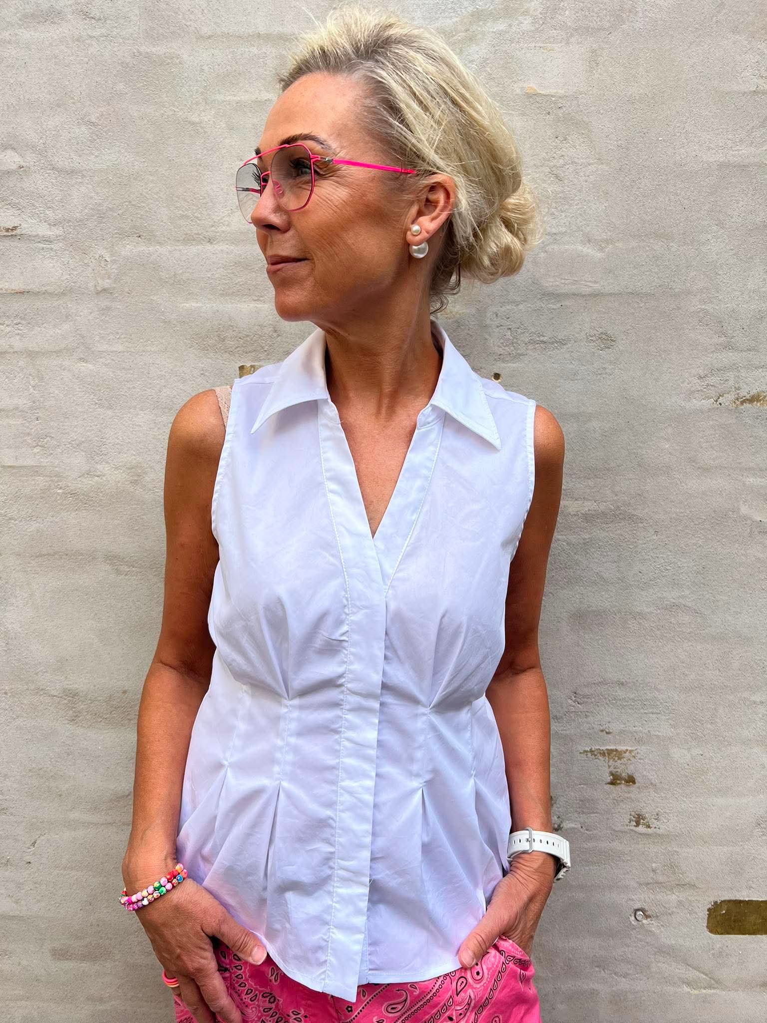 PoppyCC V-Collar Top - White