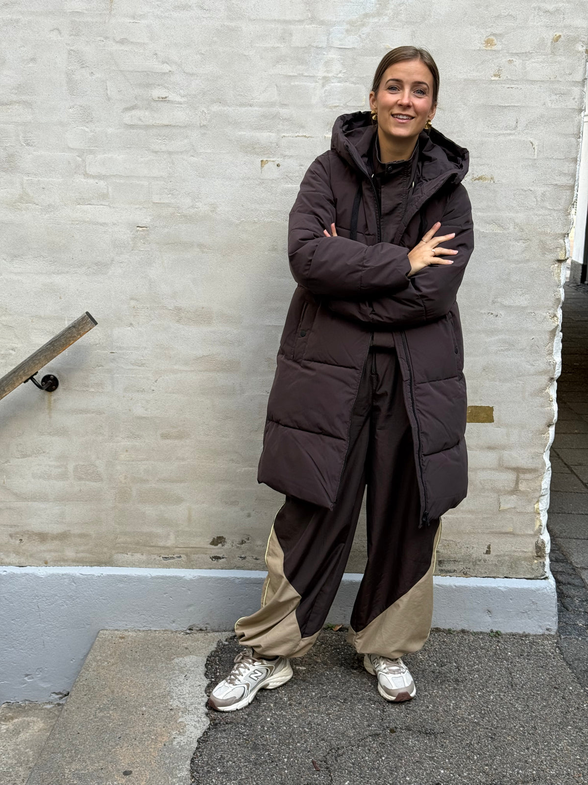 BLAIR LONG HOOD PUFFER - Chocolate Torte/CONTRAST BLACK