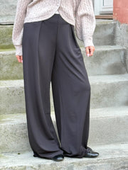 DINA LIFE PLEAT WIDE PANT - Svart