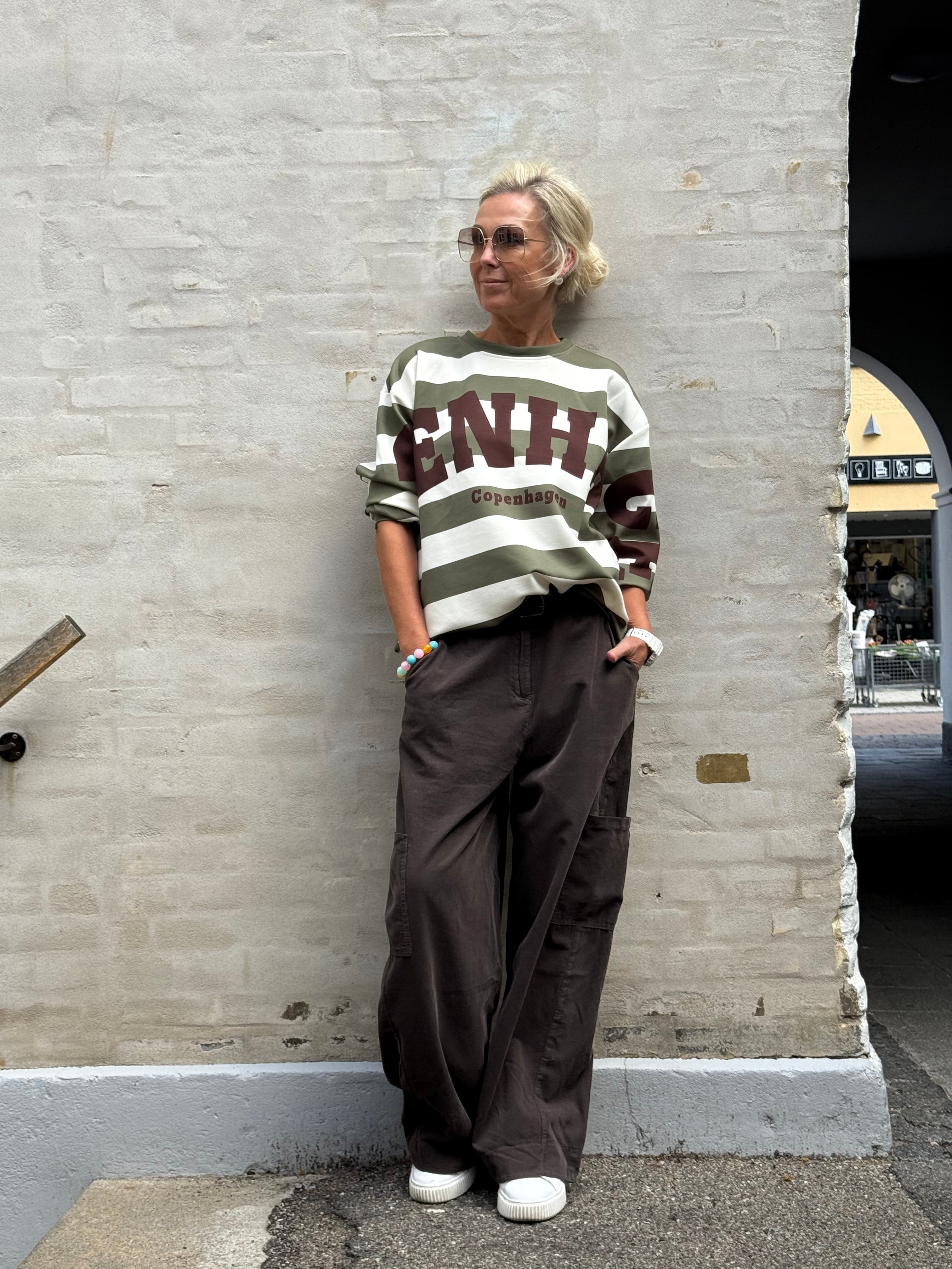 PREORDER-Nerina Sweatshirt - Military/Moro