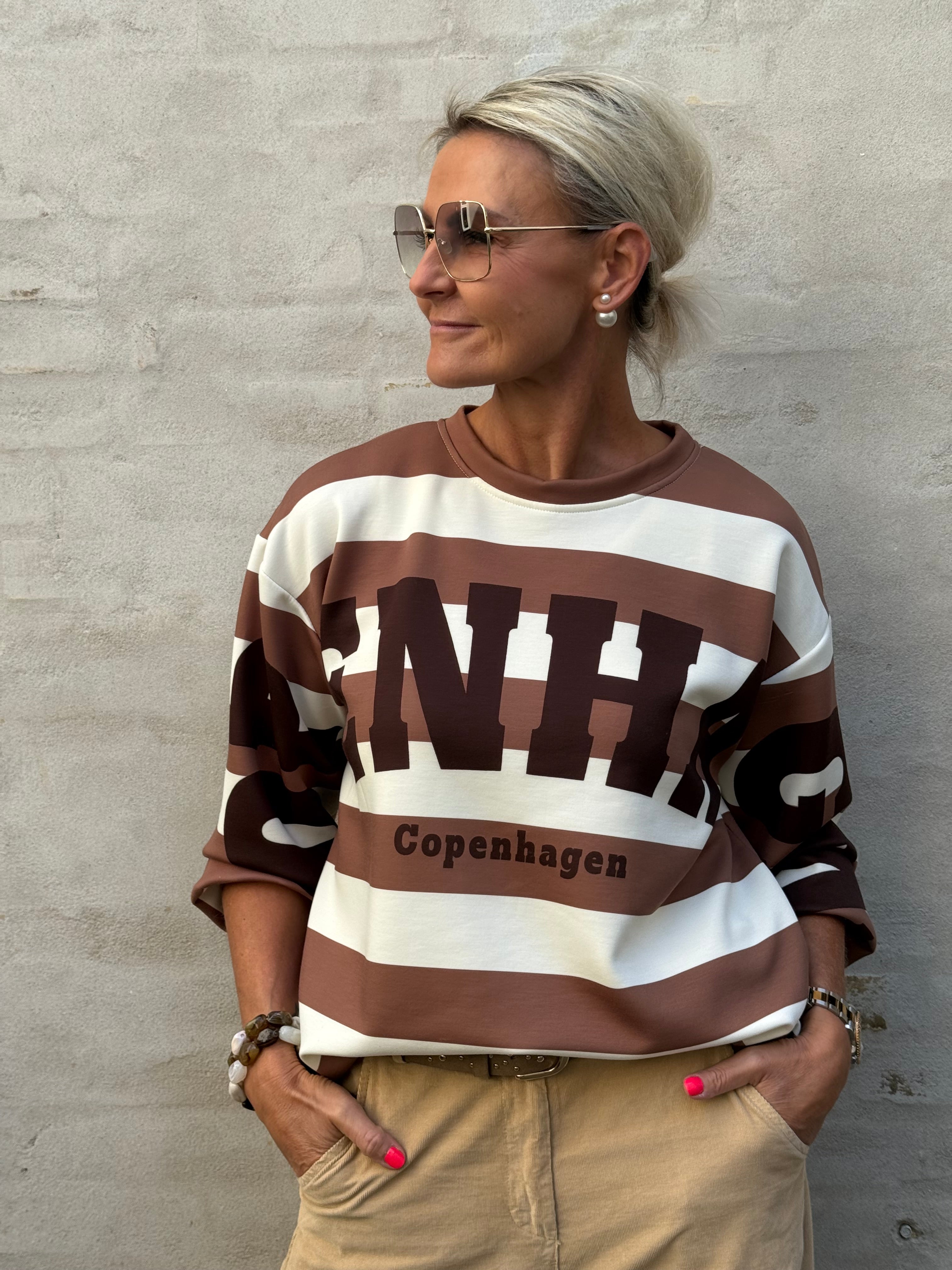 PREORDER- Nerina Sweatshirt - Camello/Moro