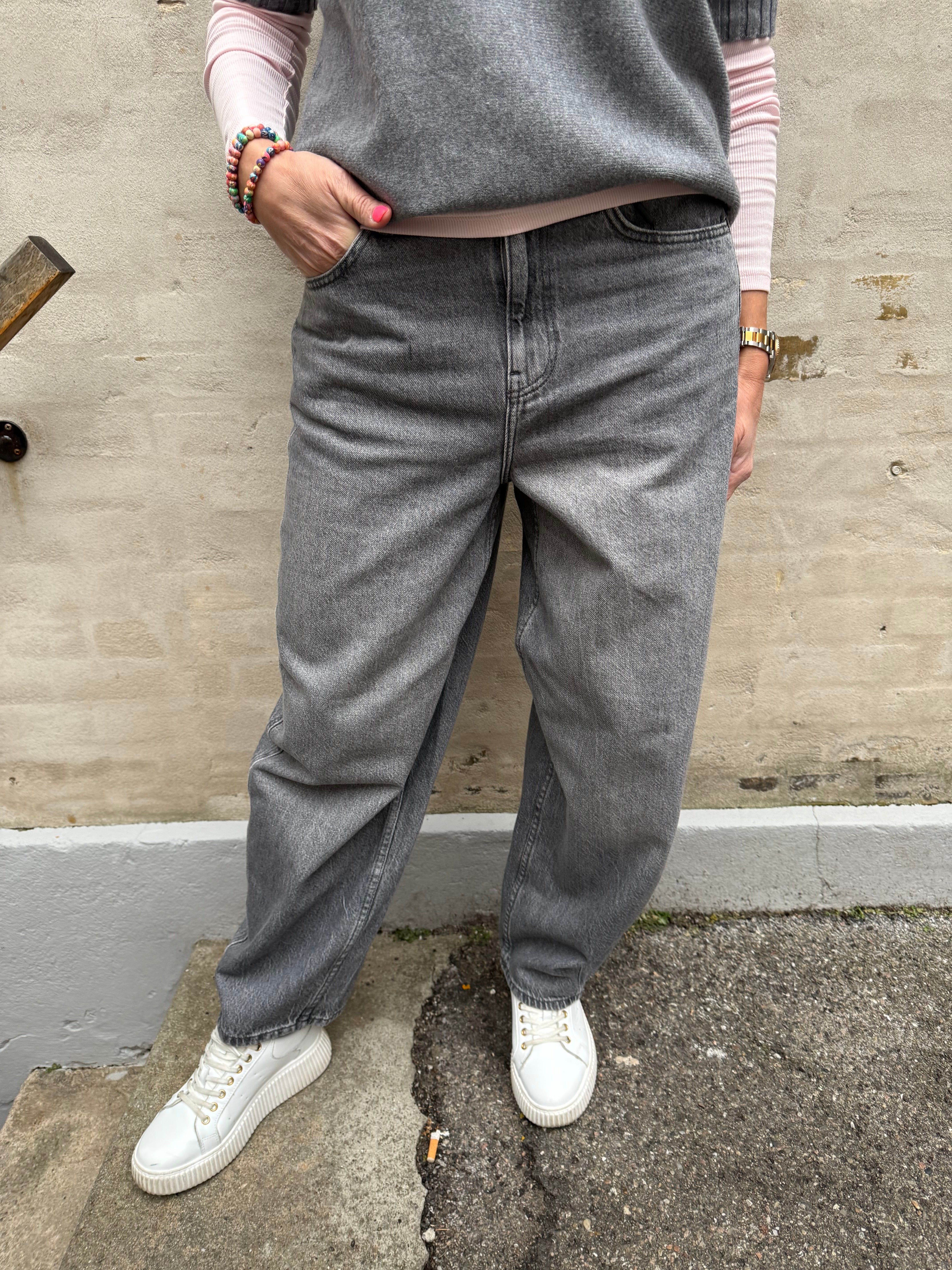 JDYSUSIA MW BARREL - Grå