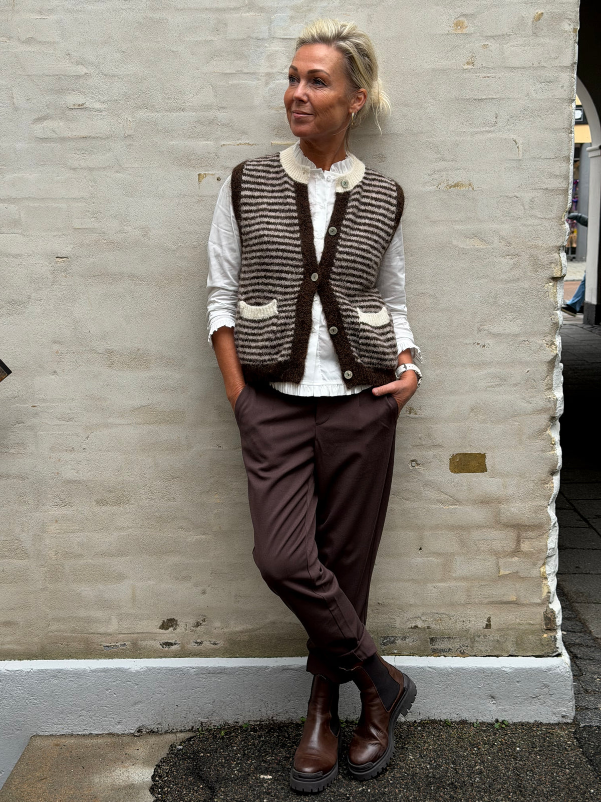 Lisa Slim Pant - Seal Brown