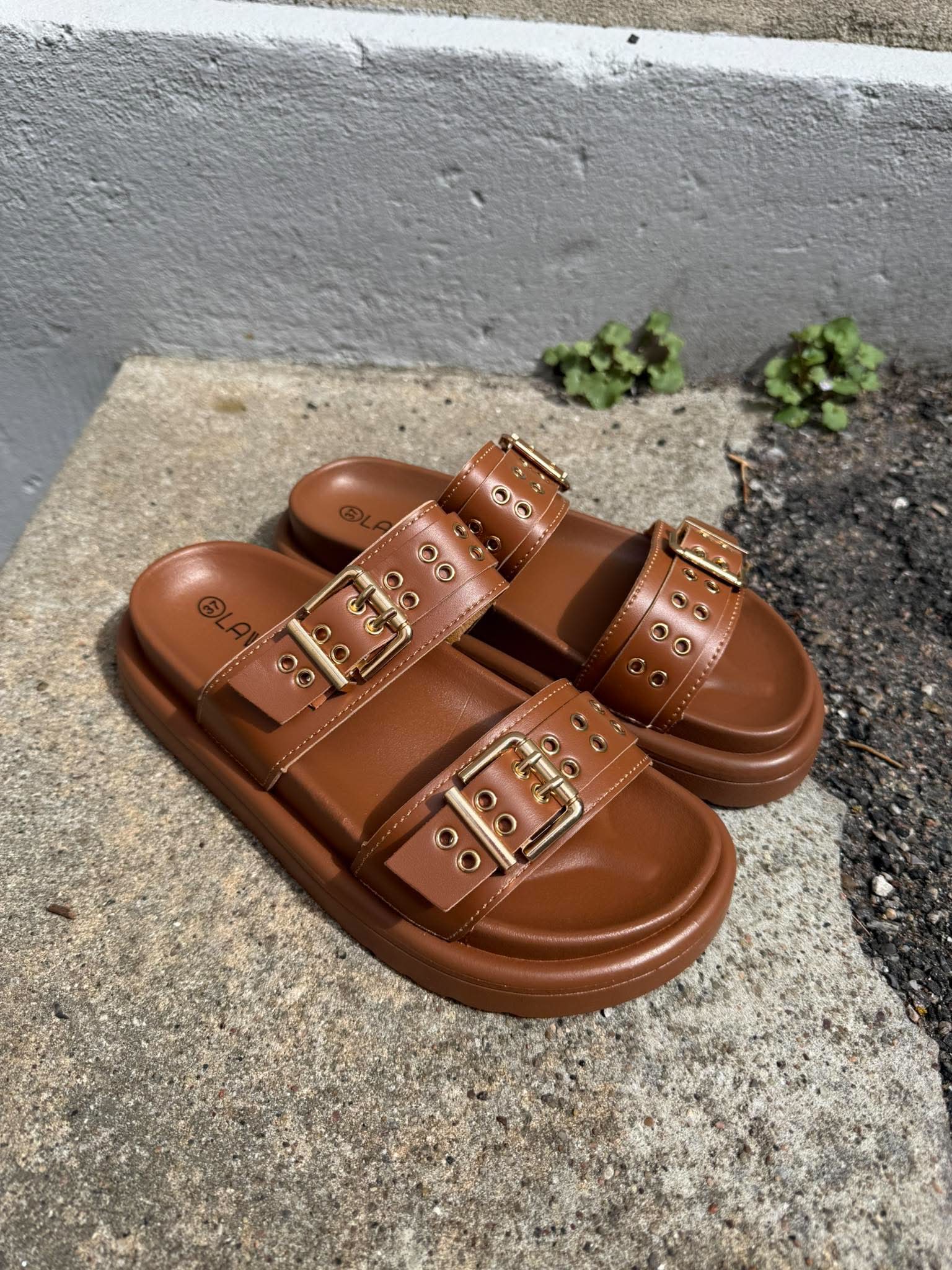 Holy Moly Sandals - Camel