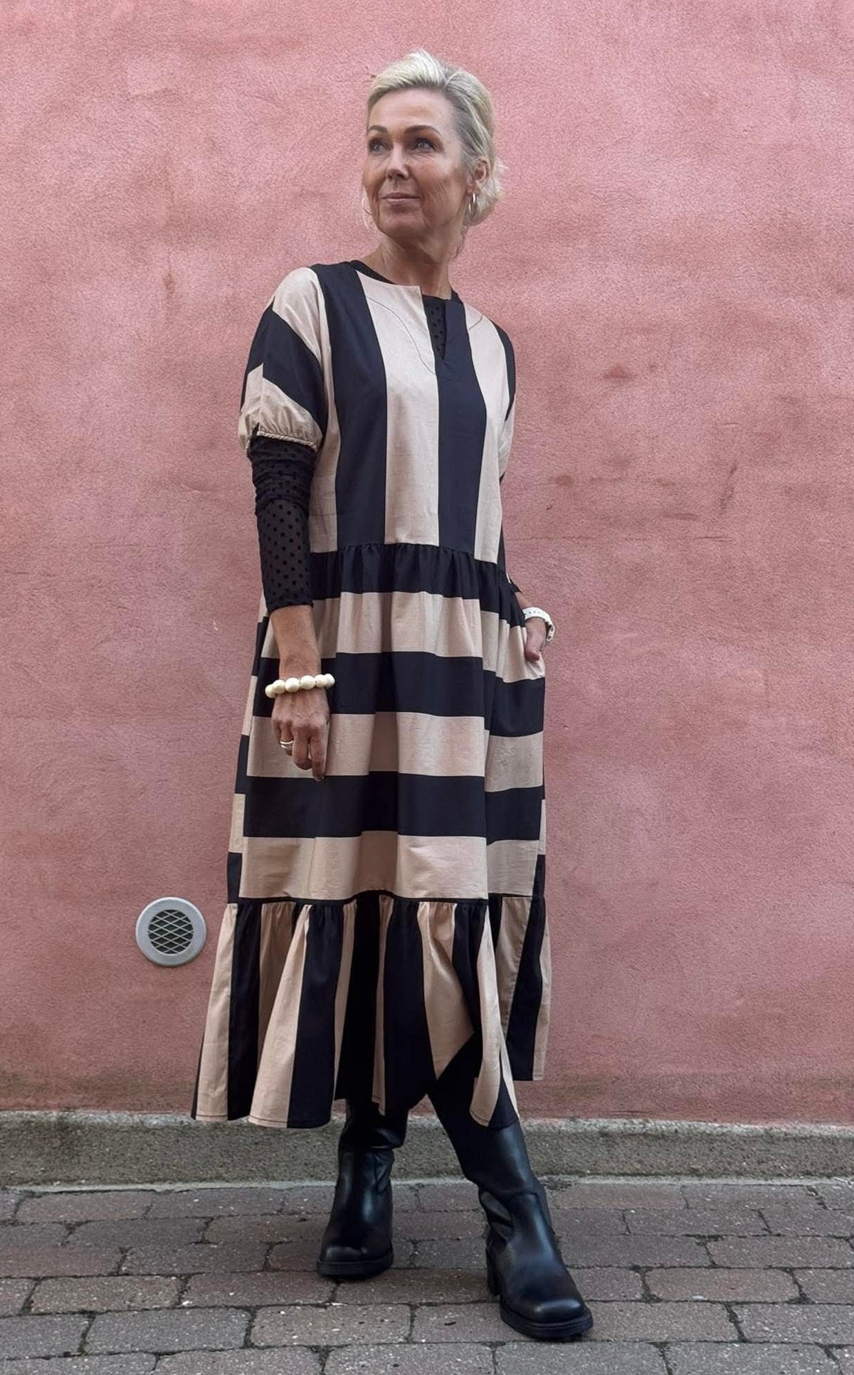 Long Striped - Beige/Black