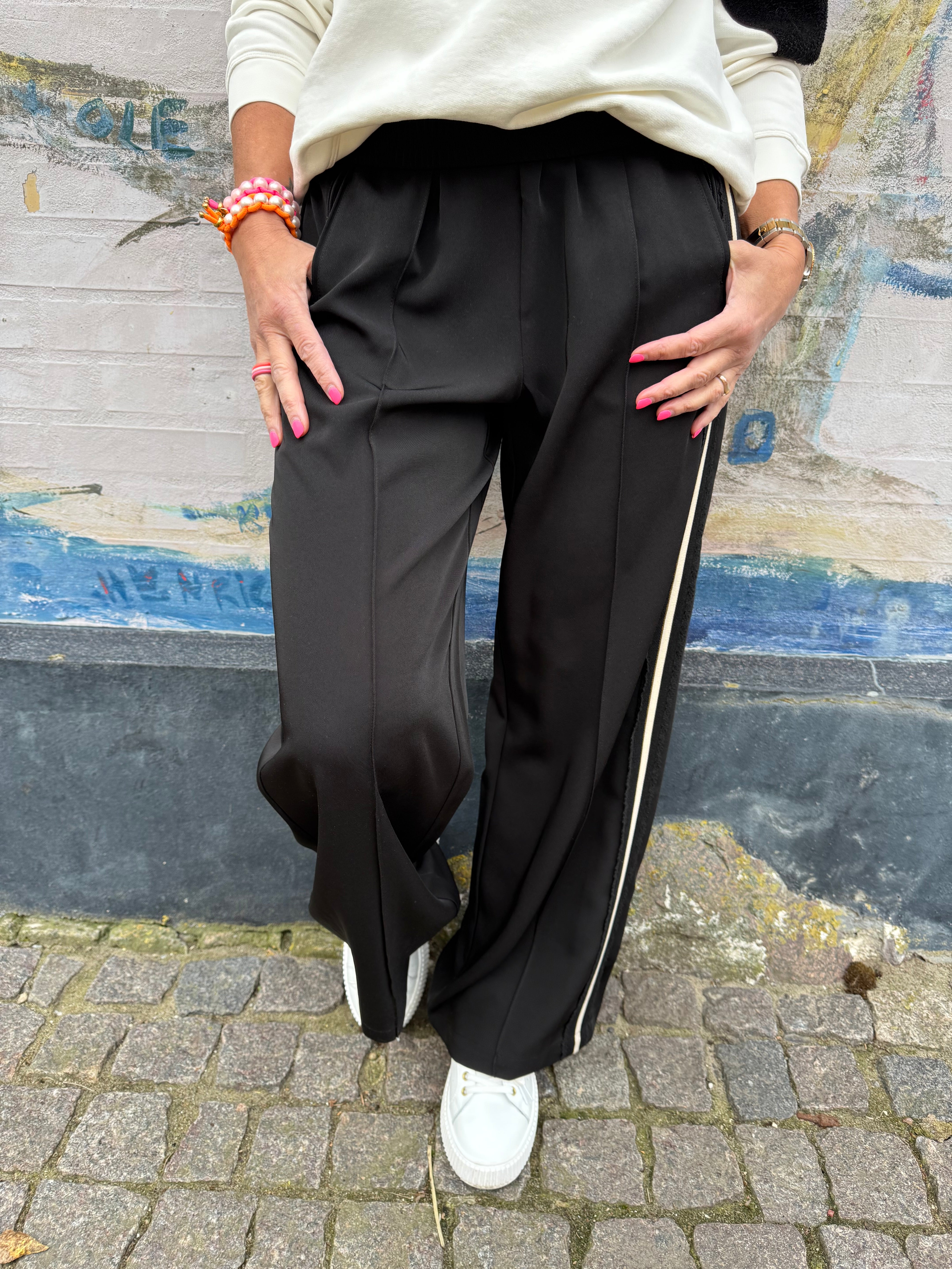 MillyGO Pants - Black