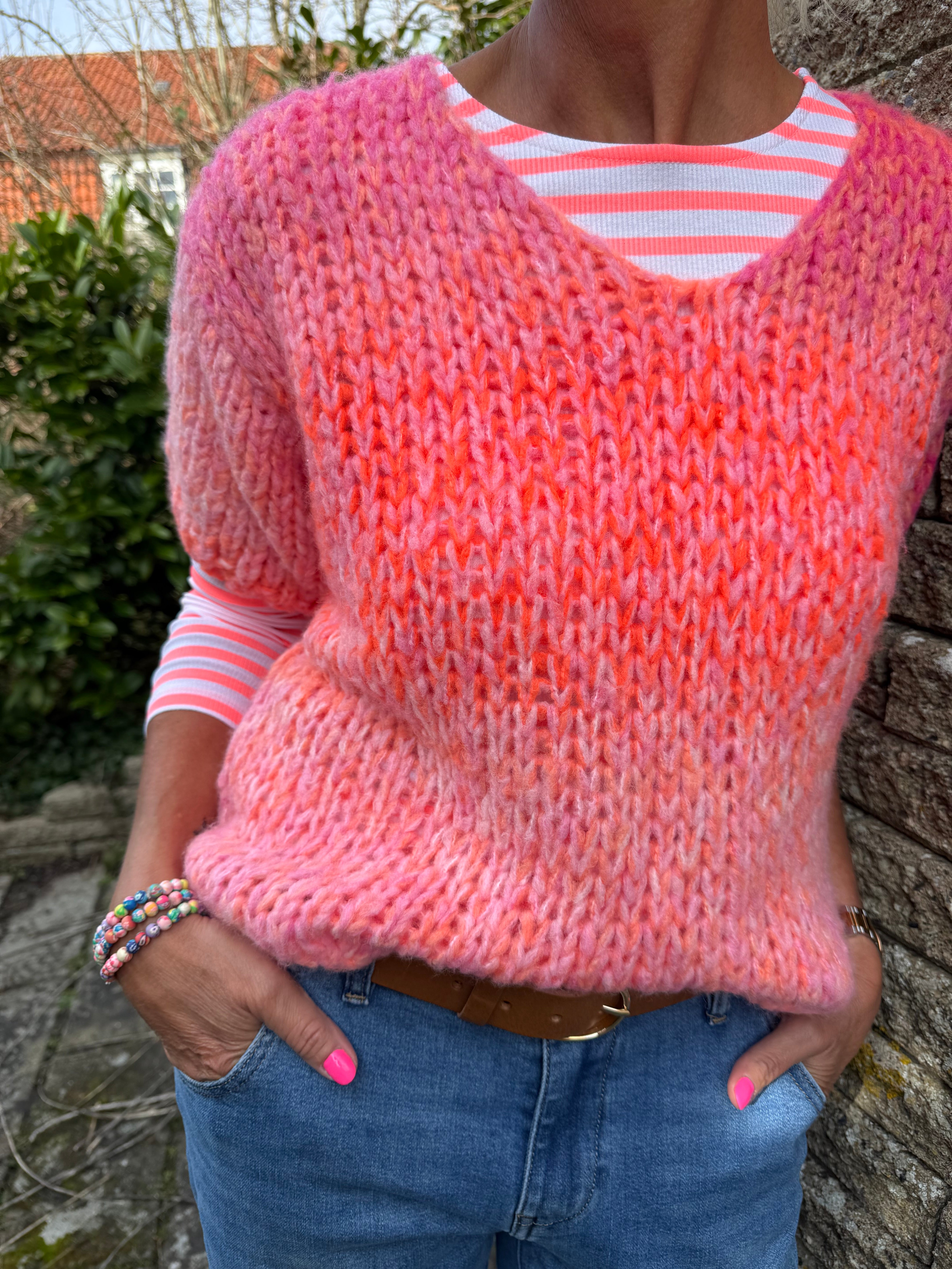 Grace Strik - Orange/Pink/Red