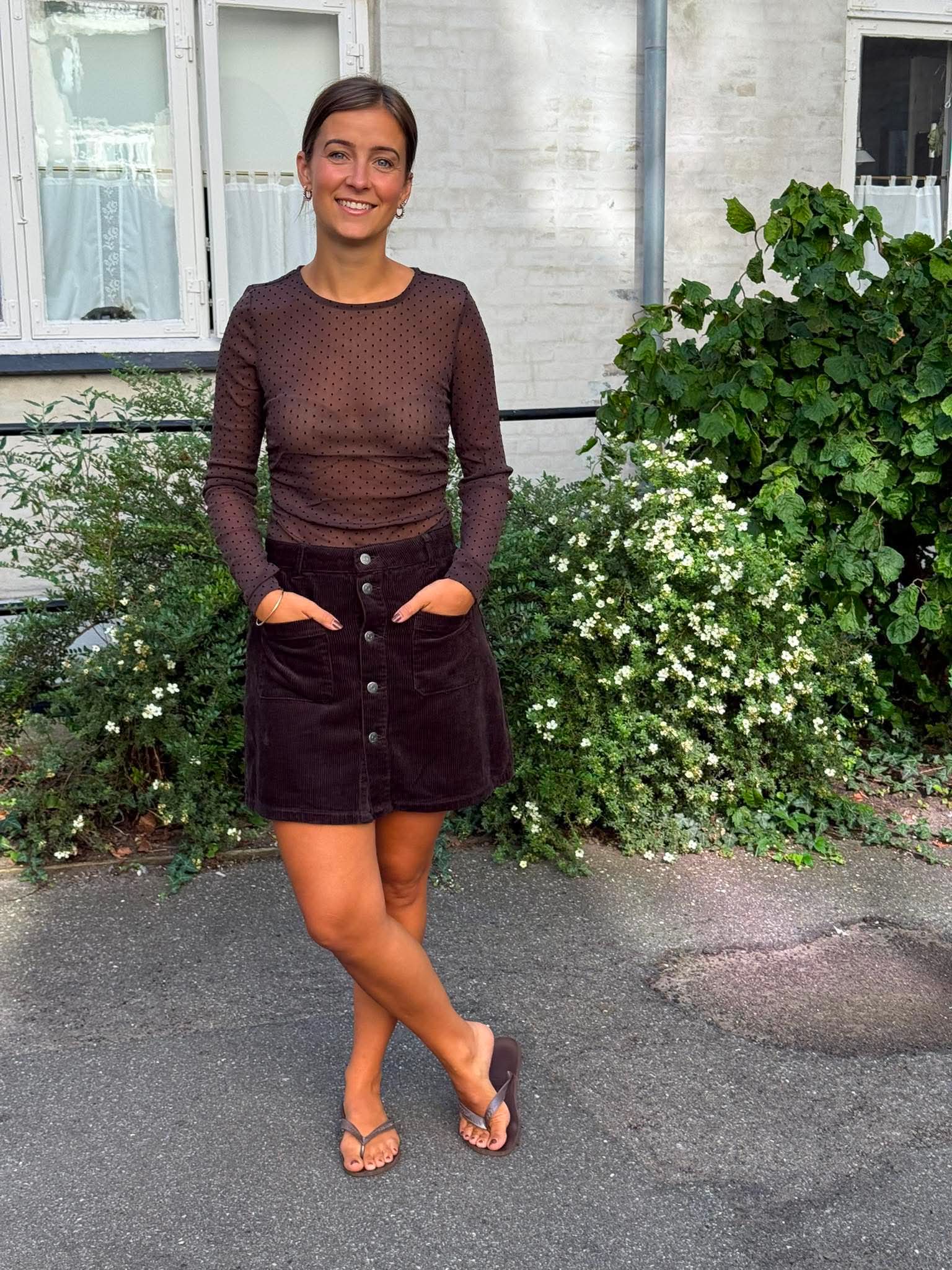 BOBO LS MESH ROUCHING TOP - Hot Fudge/TINY BLACK DOTS
