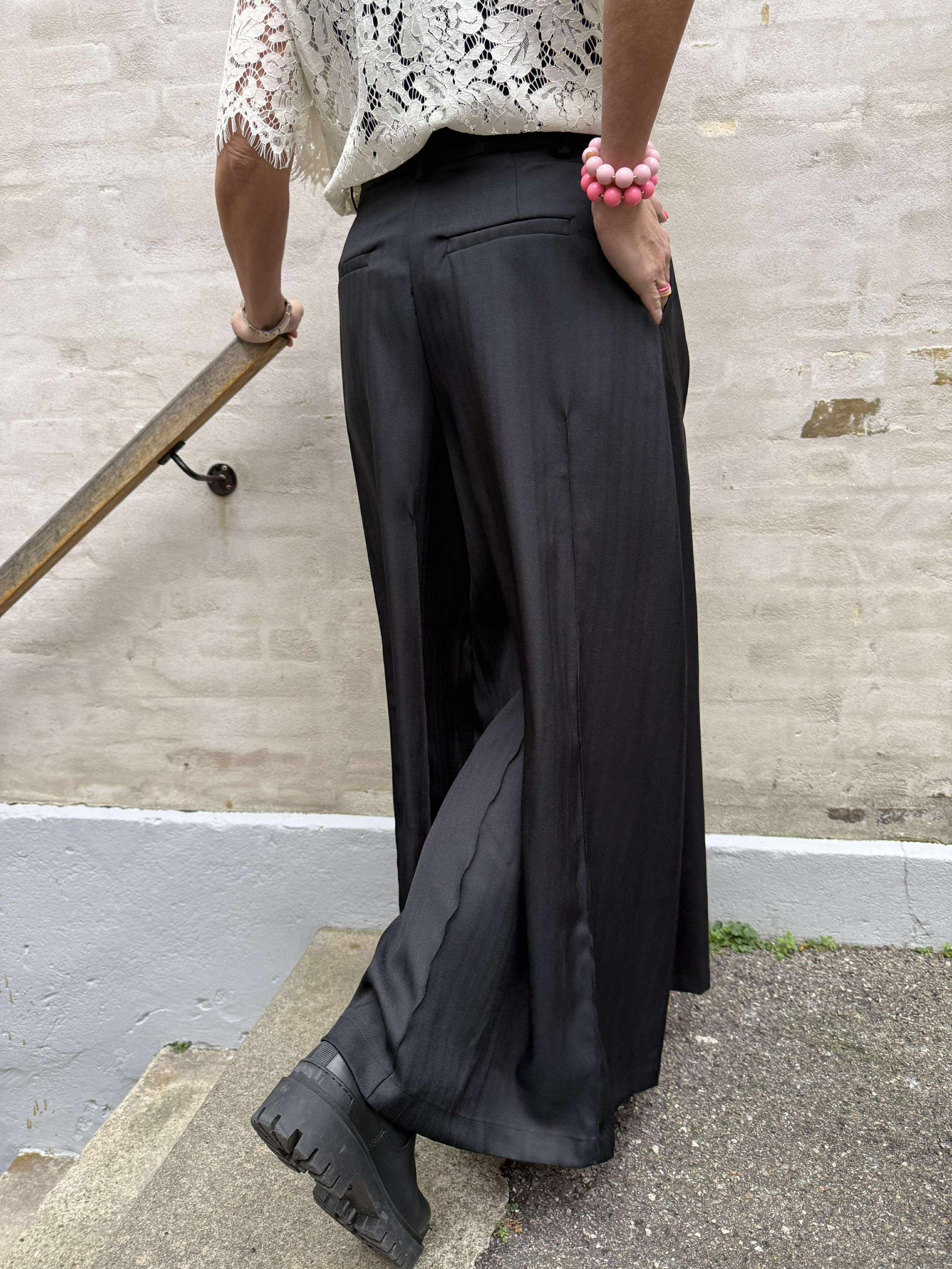 ParisCC Kjolbyxa - Svart