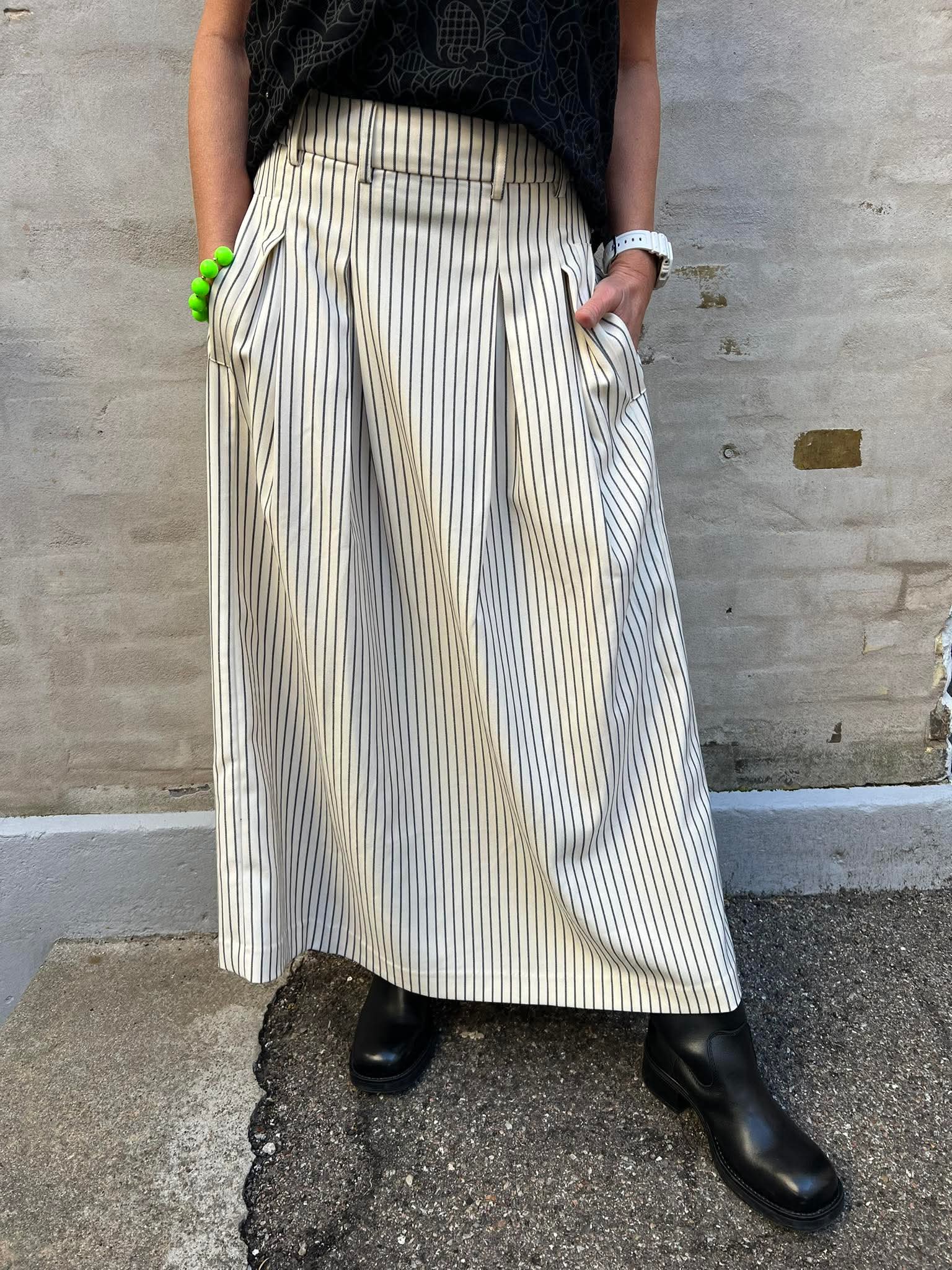 SalvieCC Anya plissékjol - Vit