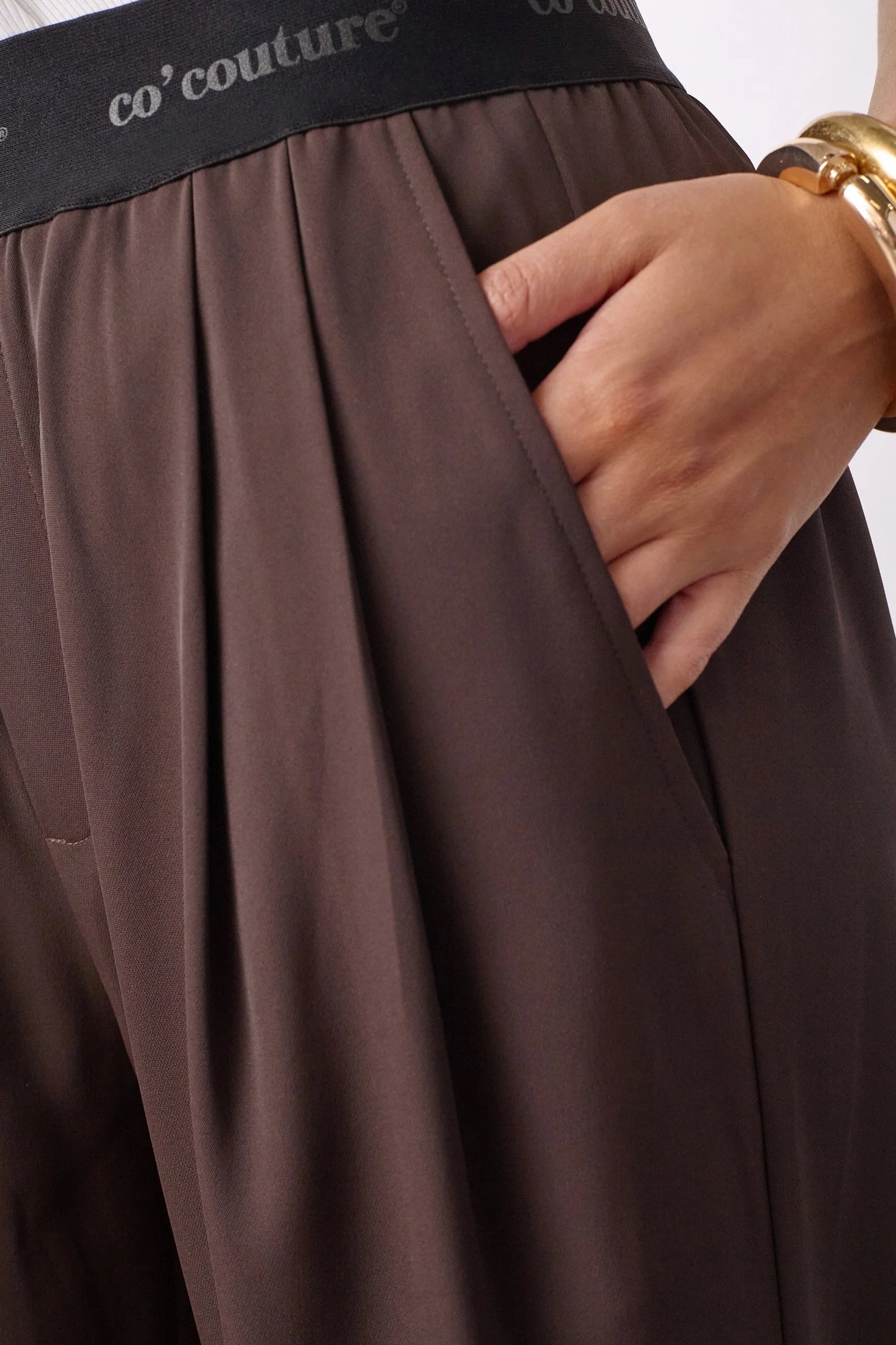 AliniCC Logo Pant - Dark Brown