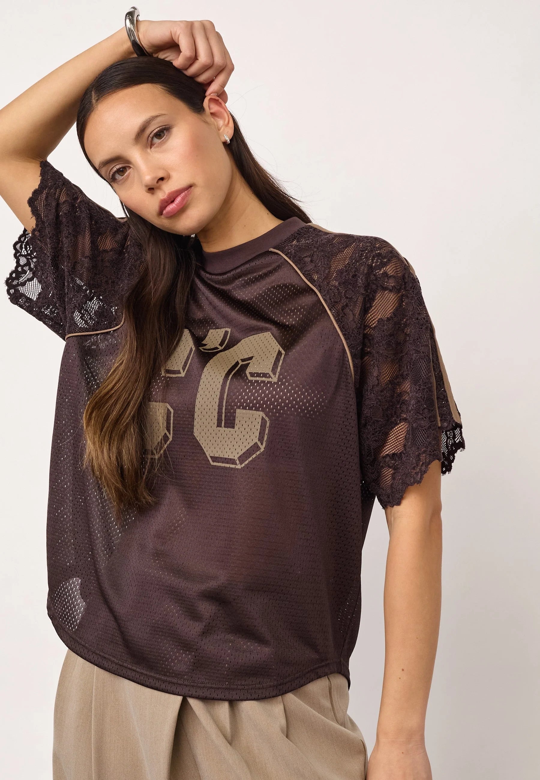 TreyCC Logo Lace Tee - Dark Brown
