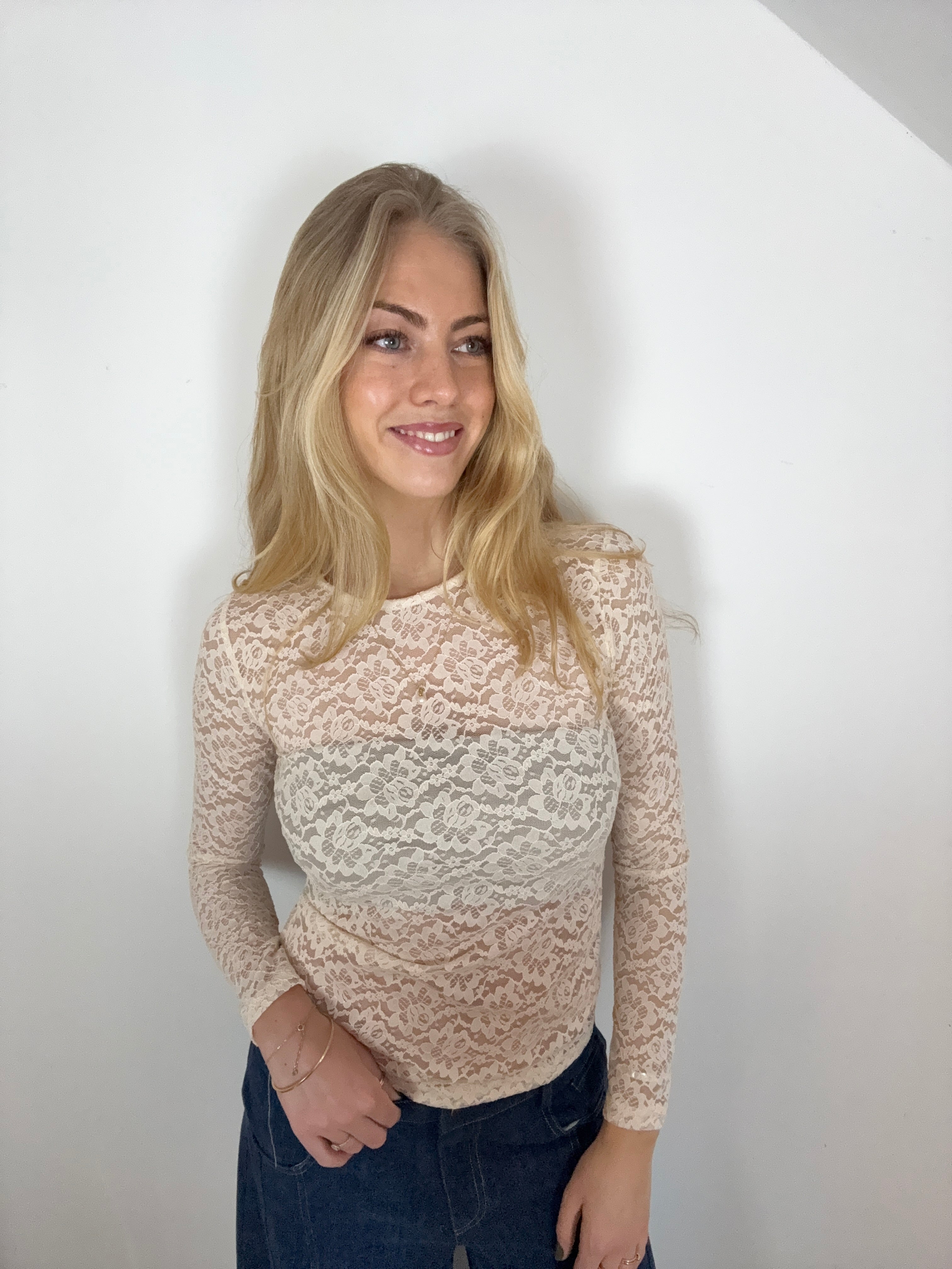 Alberta spetshals - Off White