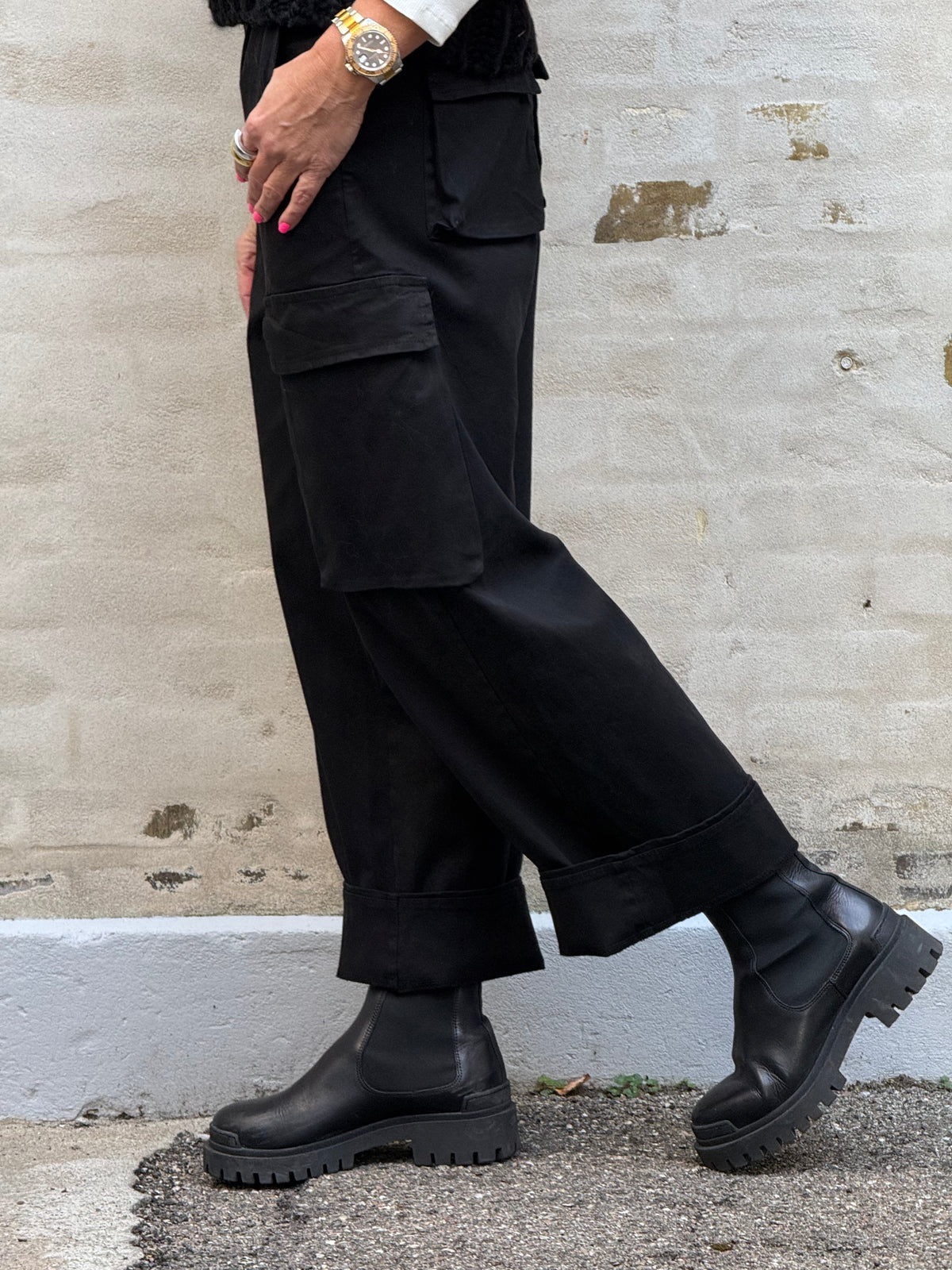 Leopanto Cargo Pants - Black