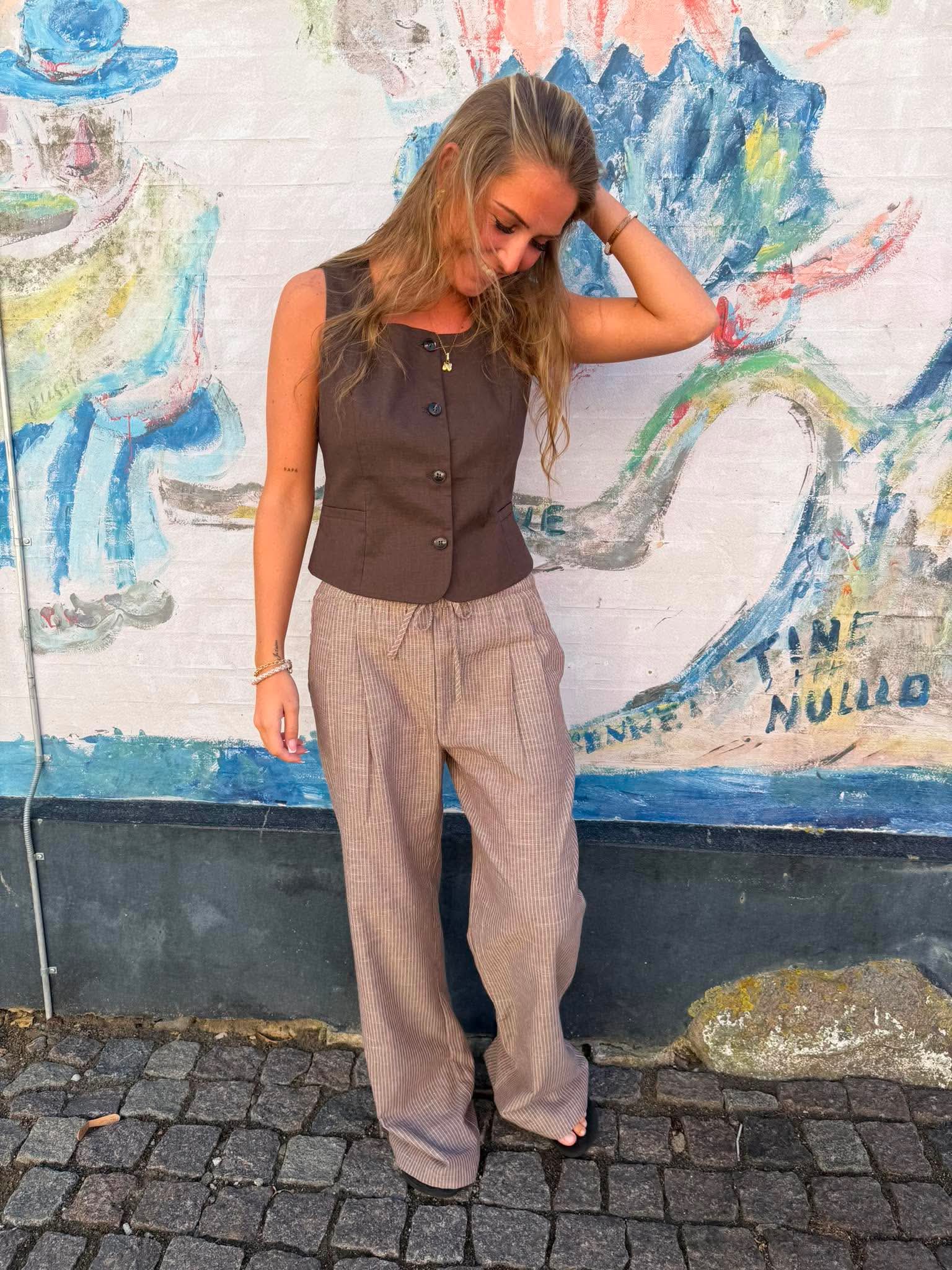 JihoCC Stripe Pant - Brown