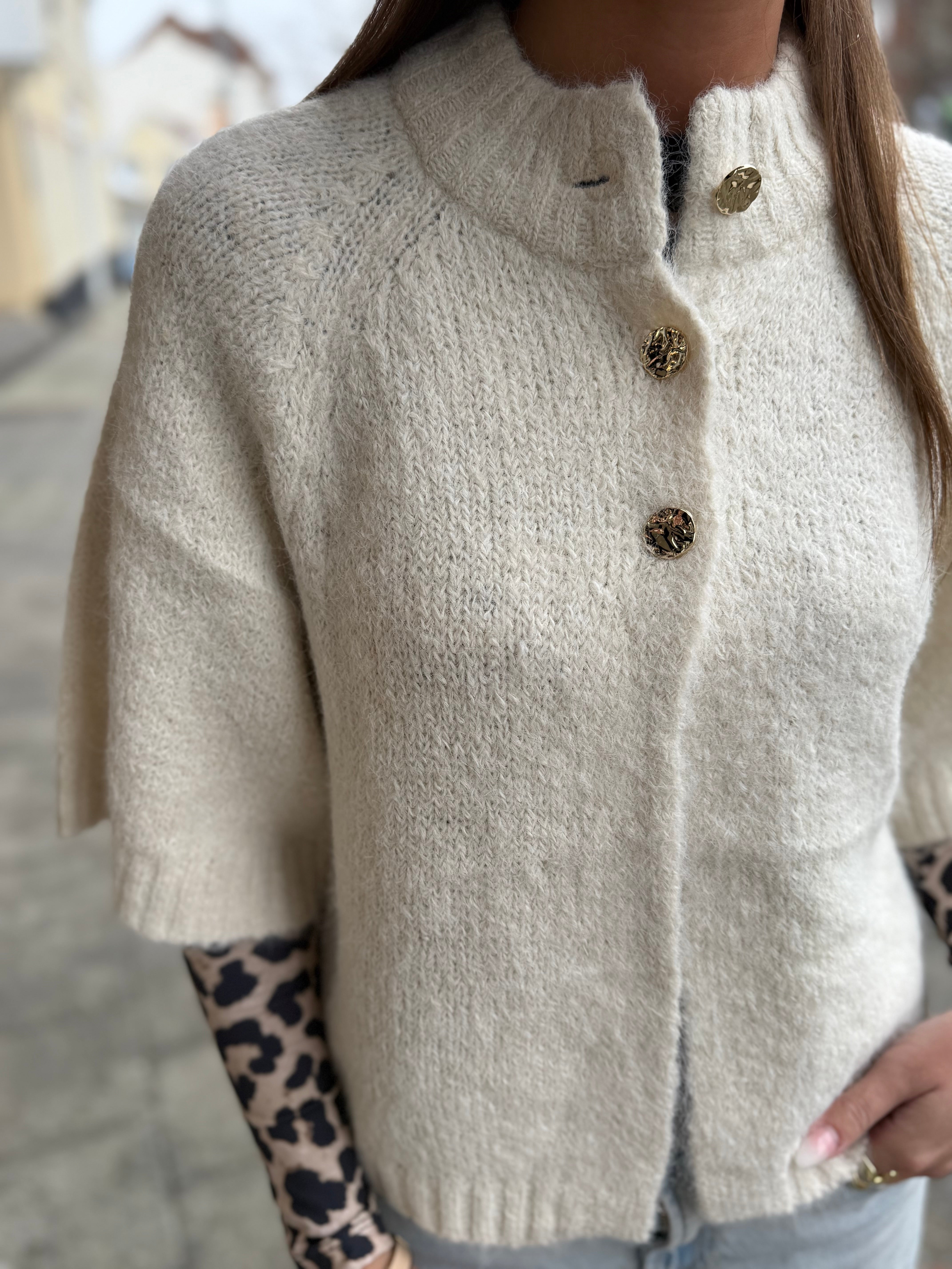 Benuta Fluffy Knit Cardigan - Off White