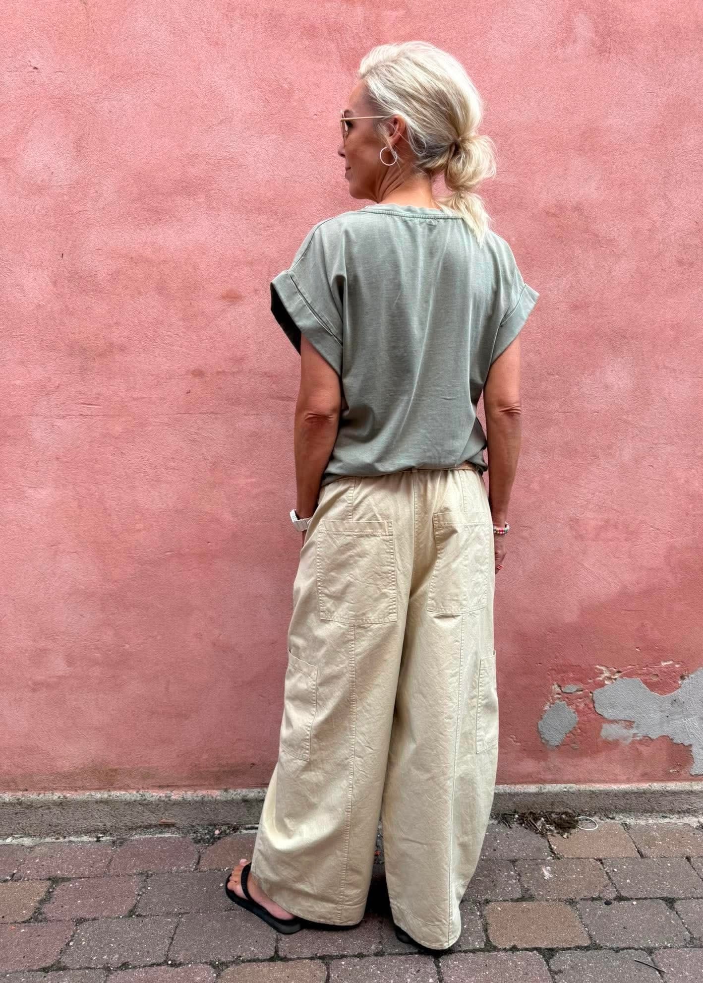 Funny Tee - Army/Pink