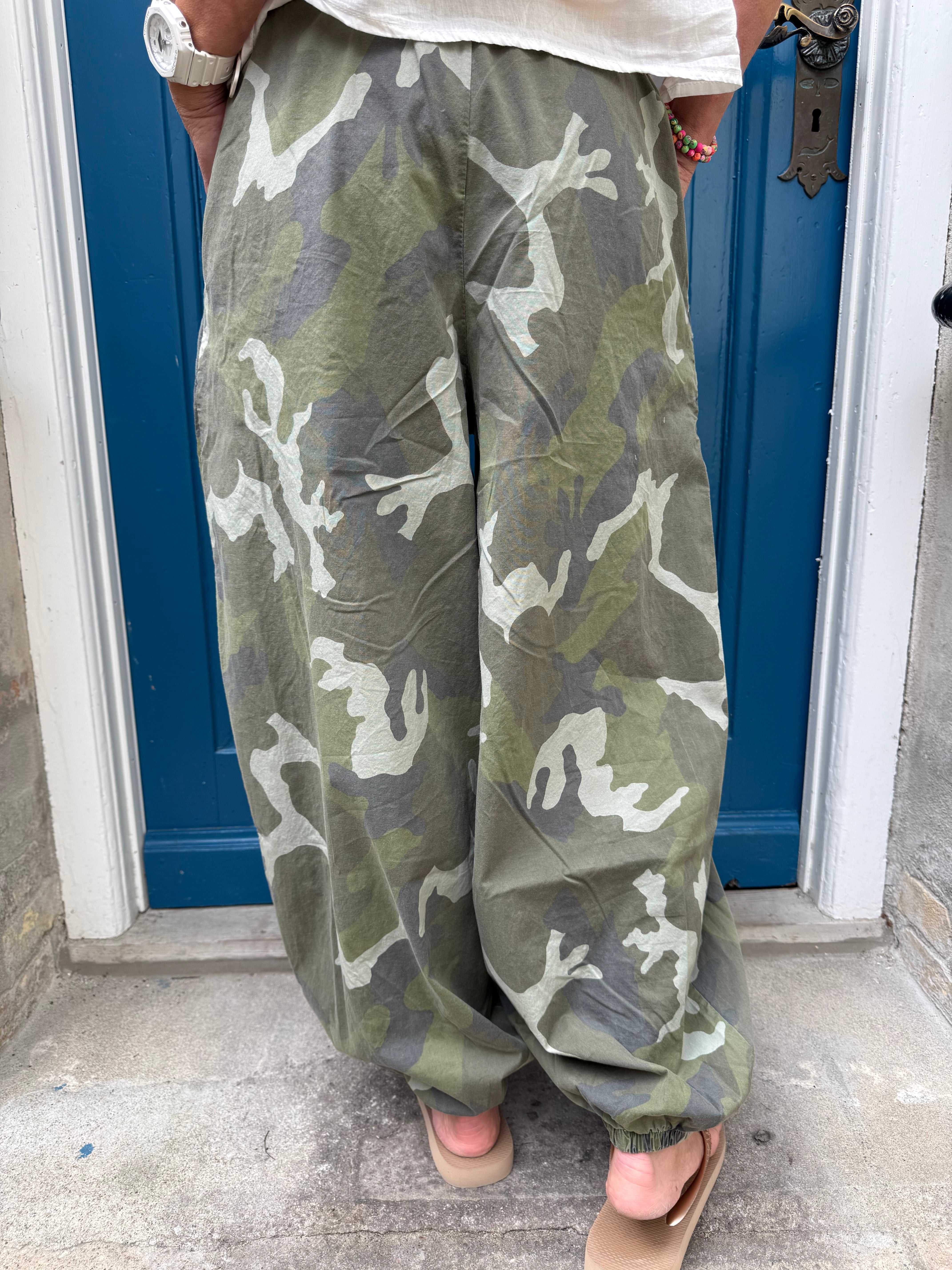 ALLY Balloon Pant - Army Carmouflage