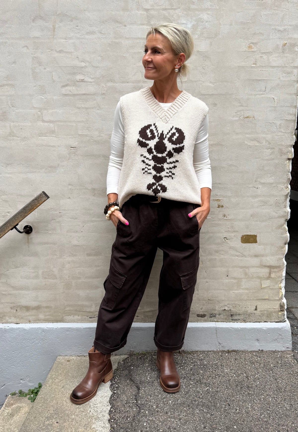 Lobster V-neck Knit Vest -  Off White/Morro
