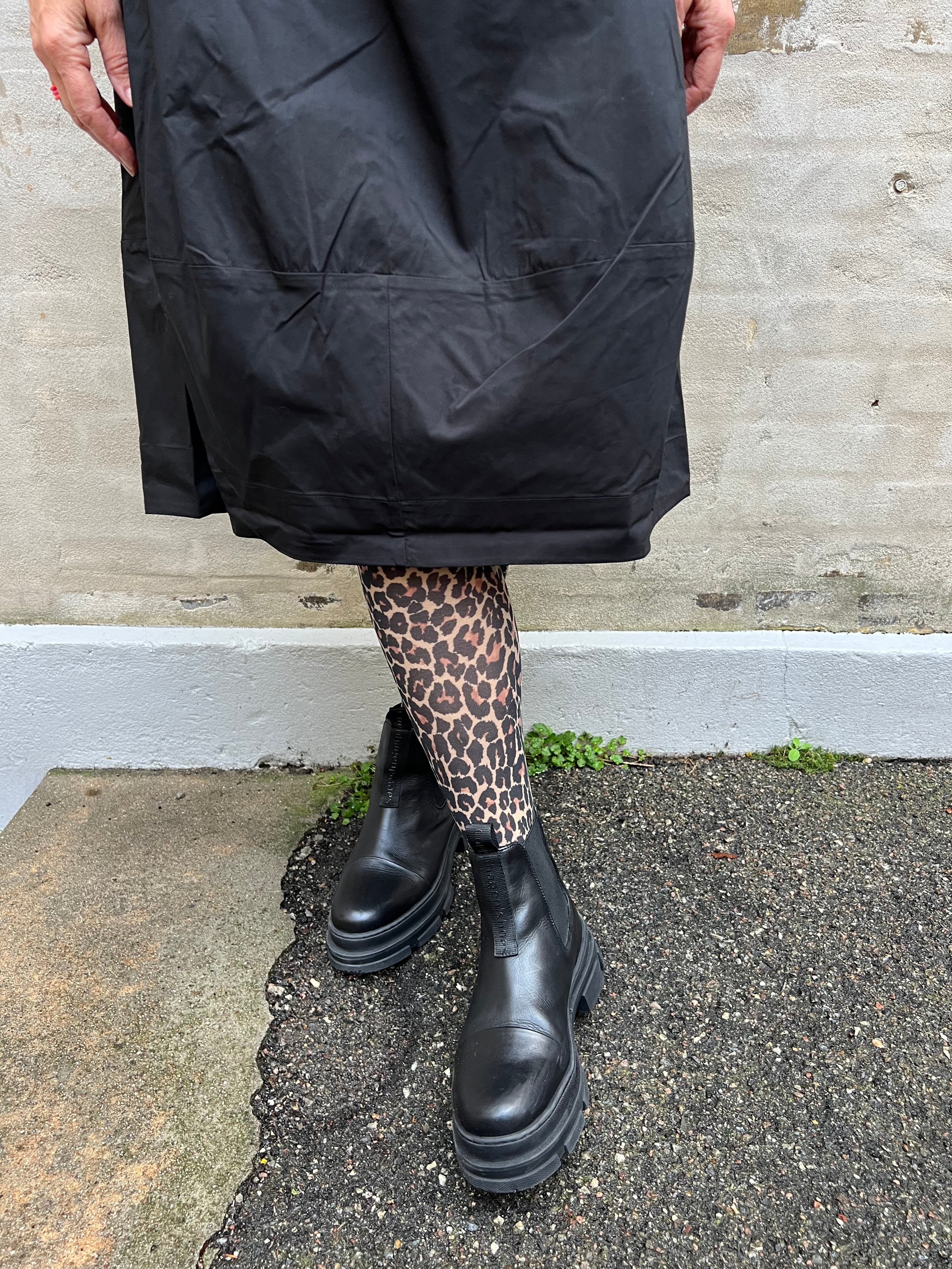 Antoinette 3/4-ärm klänning svart